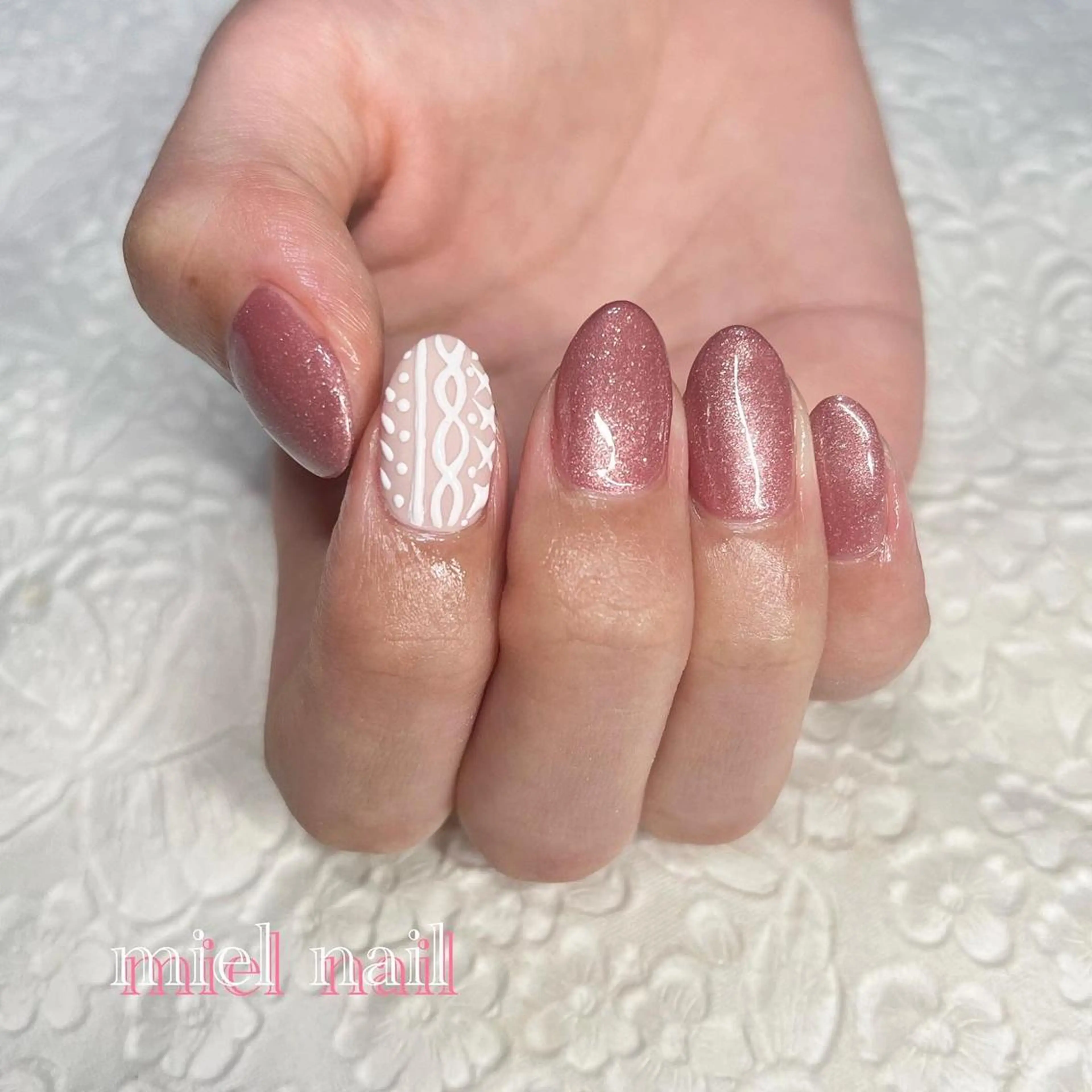 ネイル キラキラネイル ピンク 冬ネイル miel nailのネイルデザイン