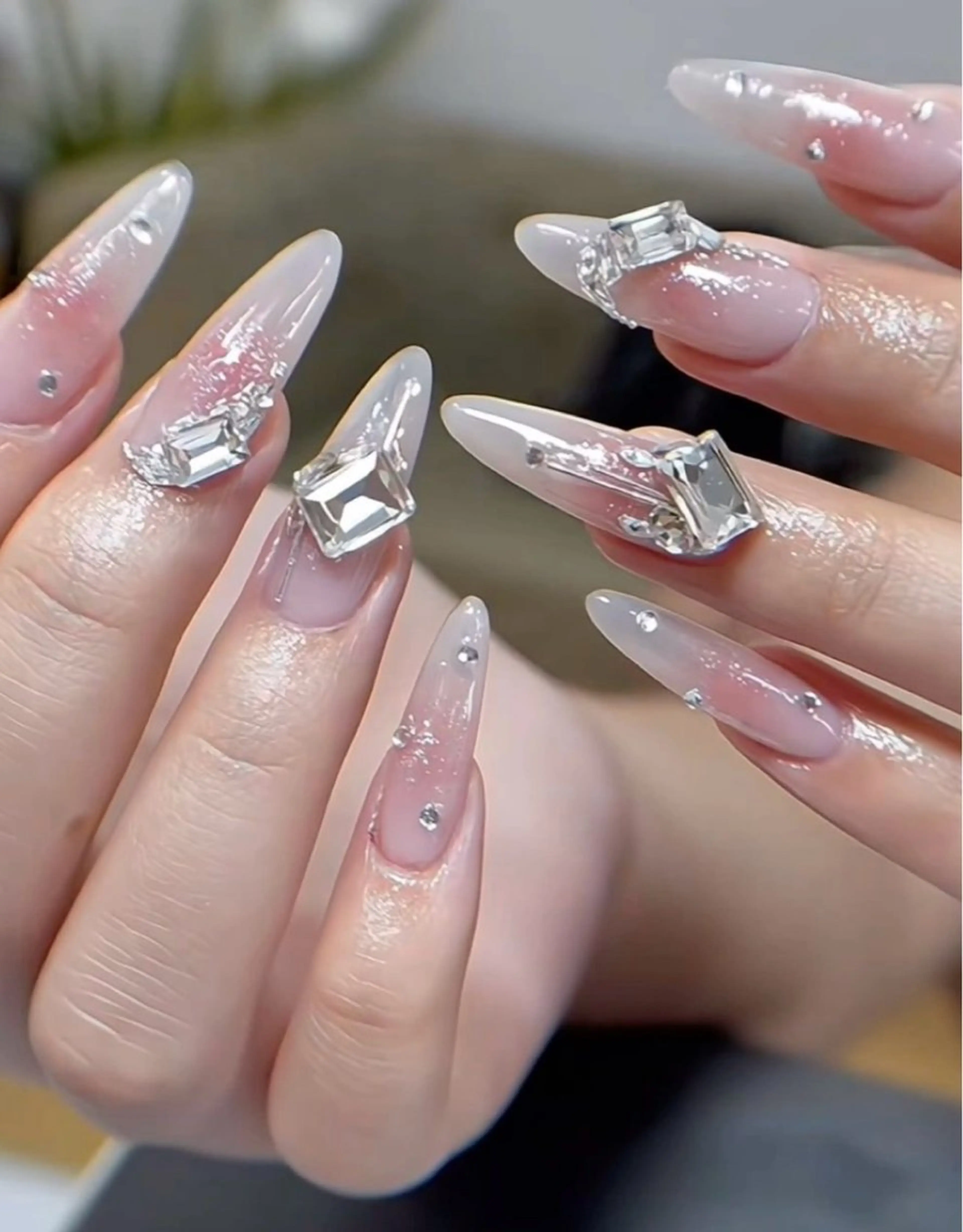 ネイル ハンドネイル リナ ネイルサロンのネイルデザイン