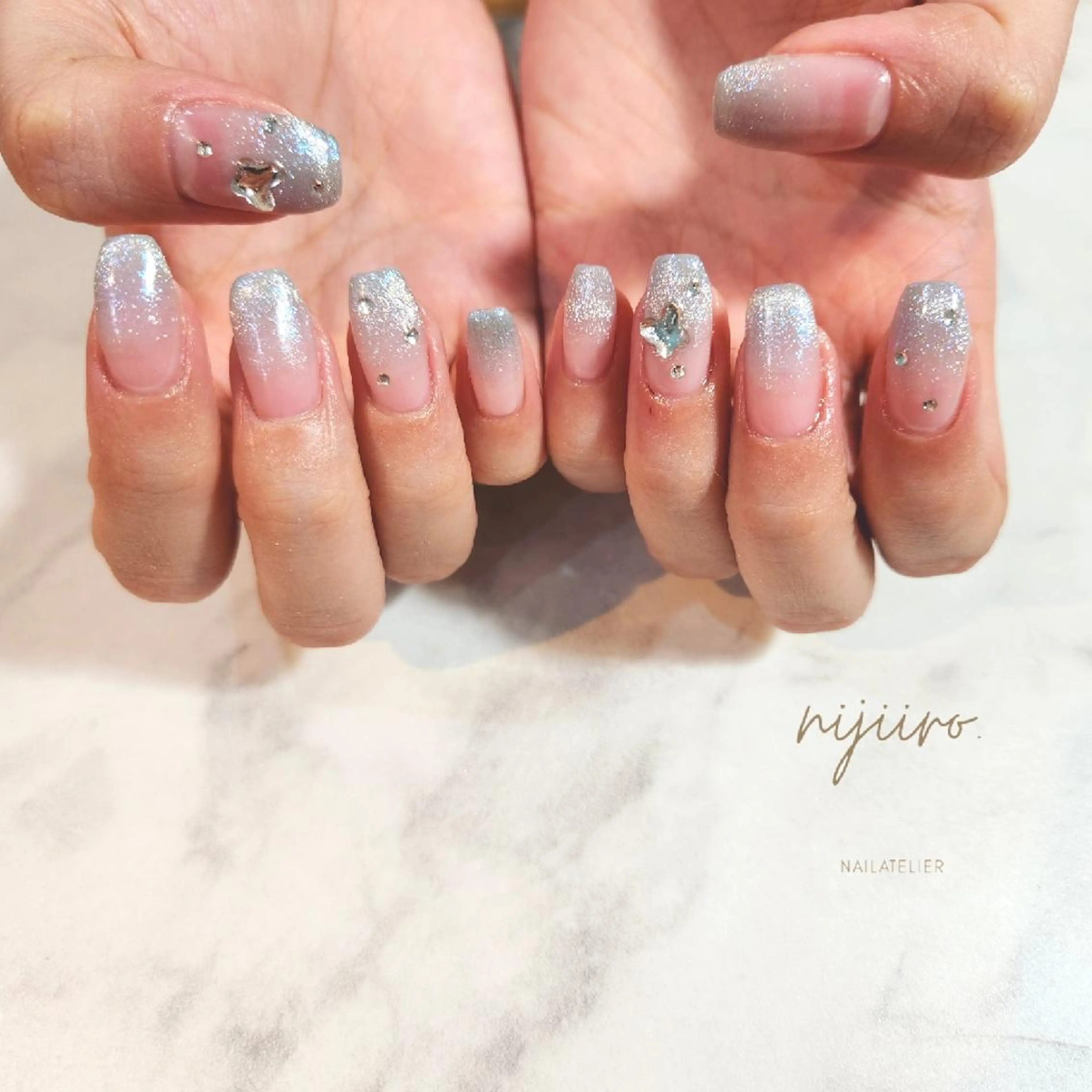 ネイル ハンドネイル nailatelier nijiiro.所属・nijiiro🌈 サトウのネイルデザイン