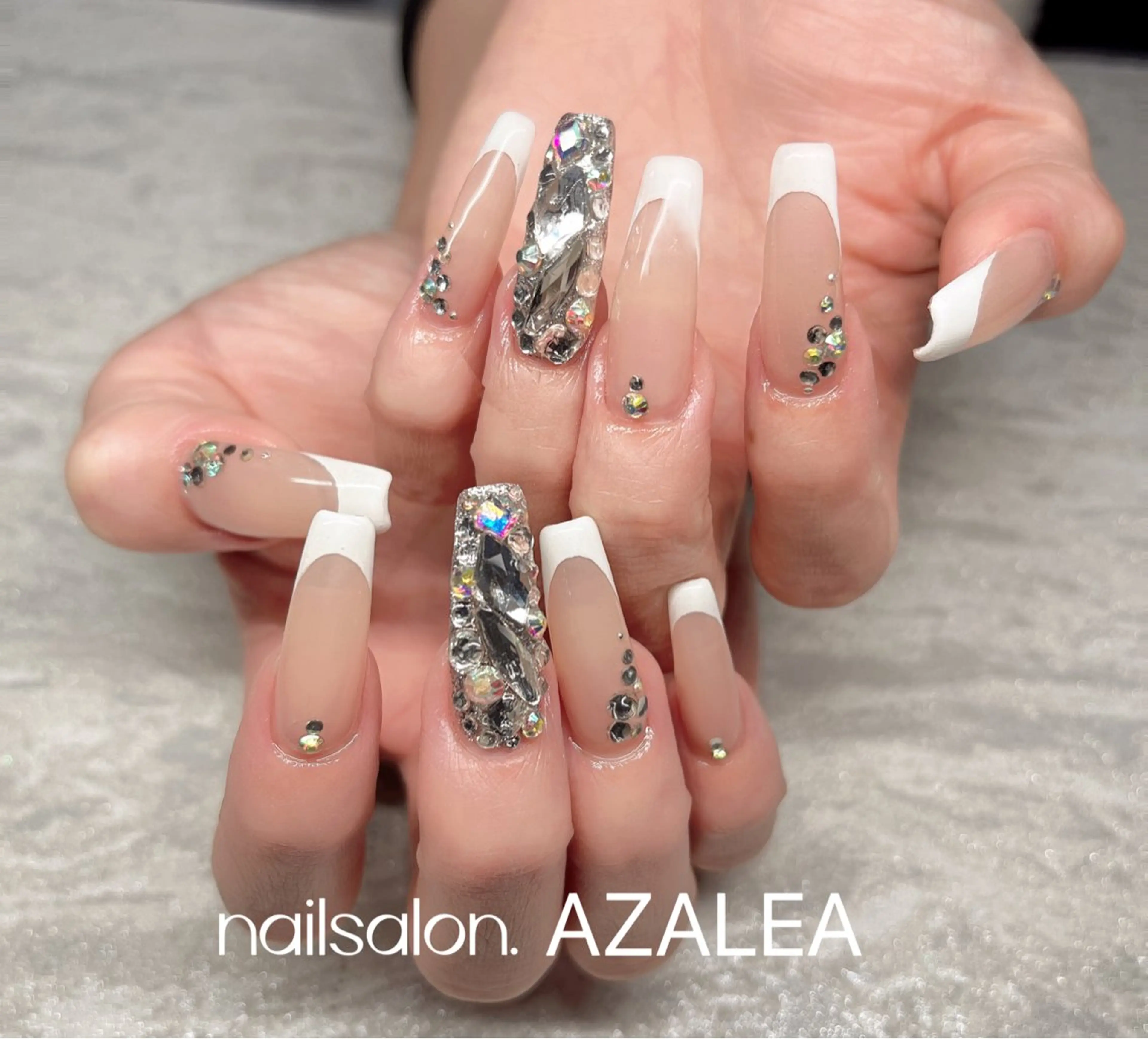 ネイル ハンドネイル R inのネイルデザイン