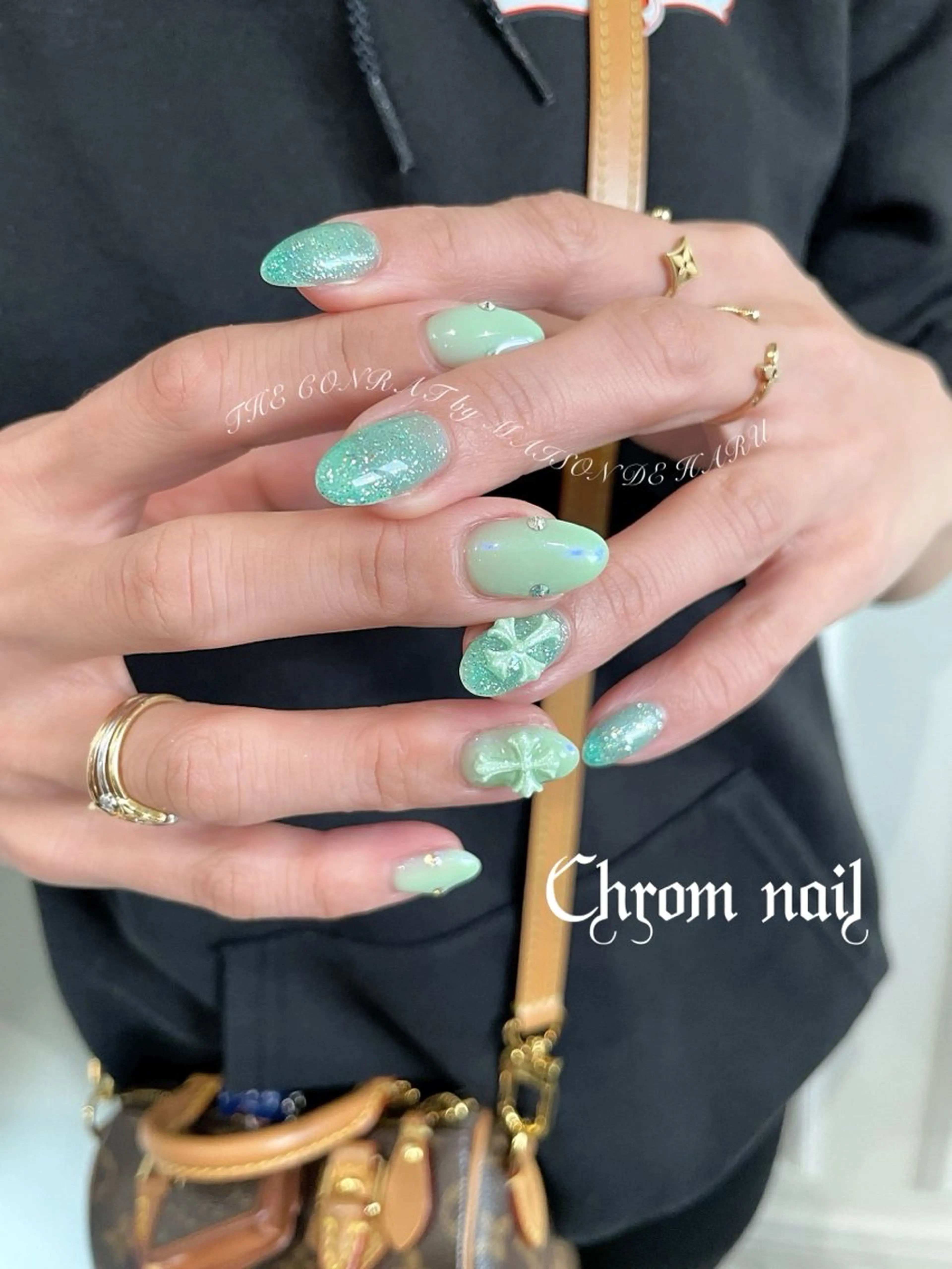 ネイル THE CONRAT sakiのネイルデザイン