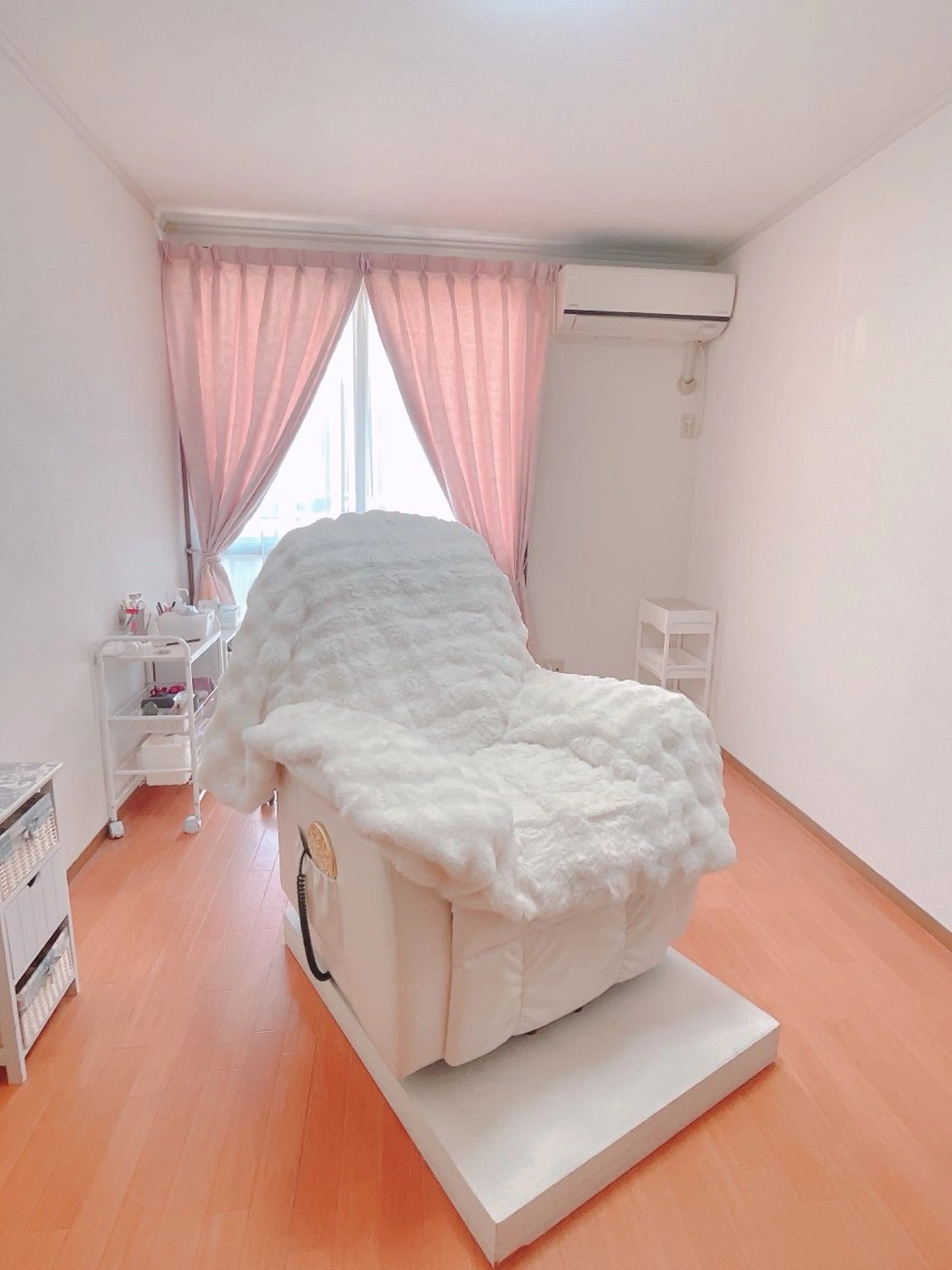 🌼ひとみ 🌼束感/韓国まつパのマツエク・マツパデザイン