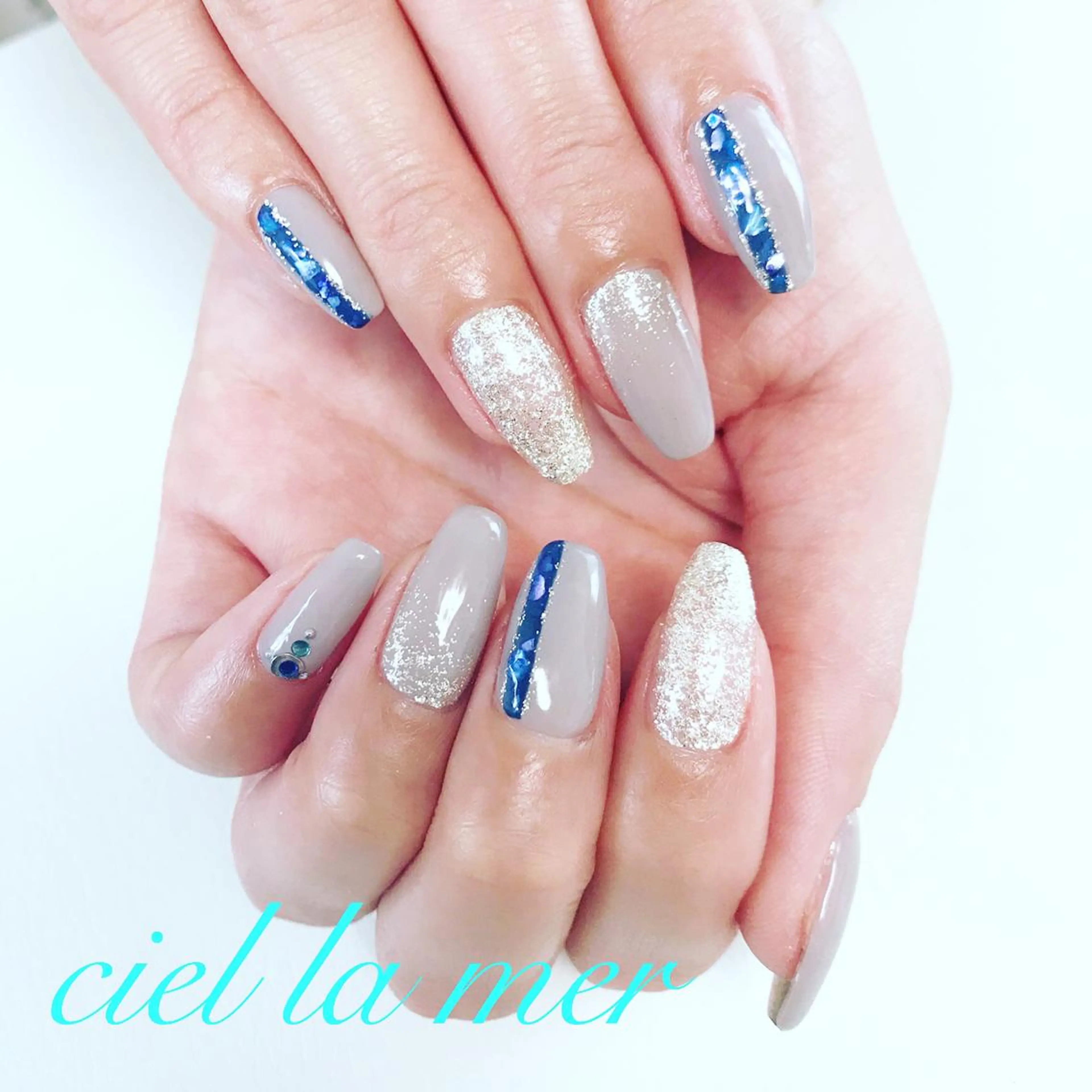 ネイル ハンドネイル フットネイル ciel la merのネイルデザイン