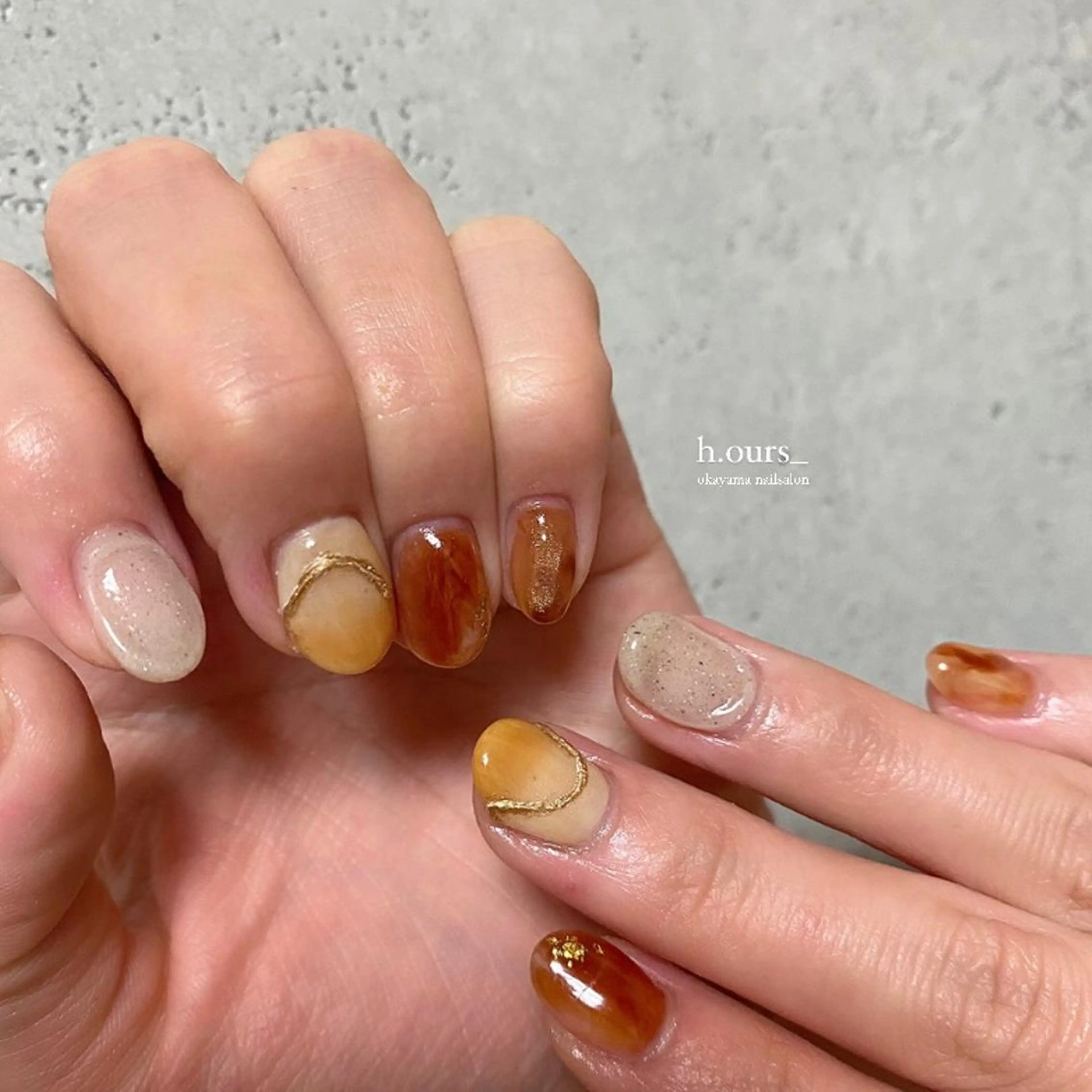 ネイル ニュアンスネイル h.ours _のネイルデザイン