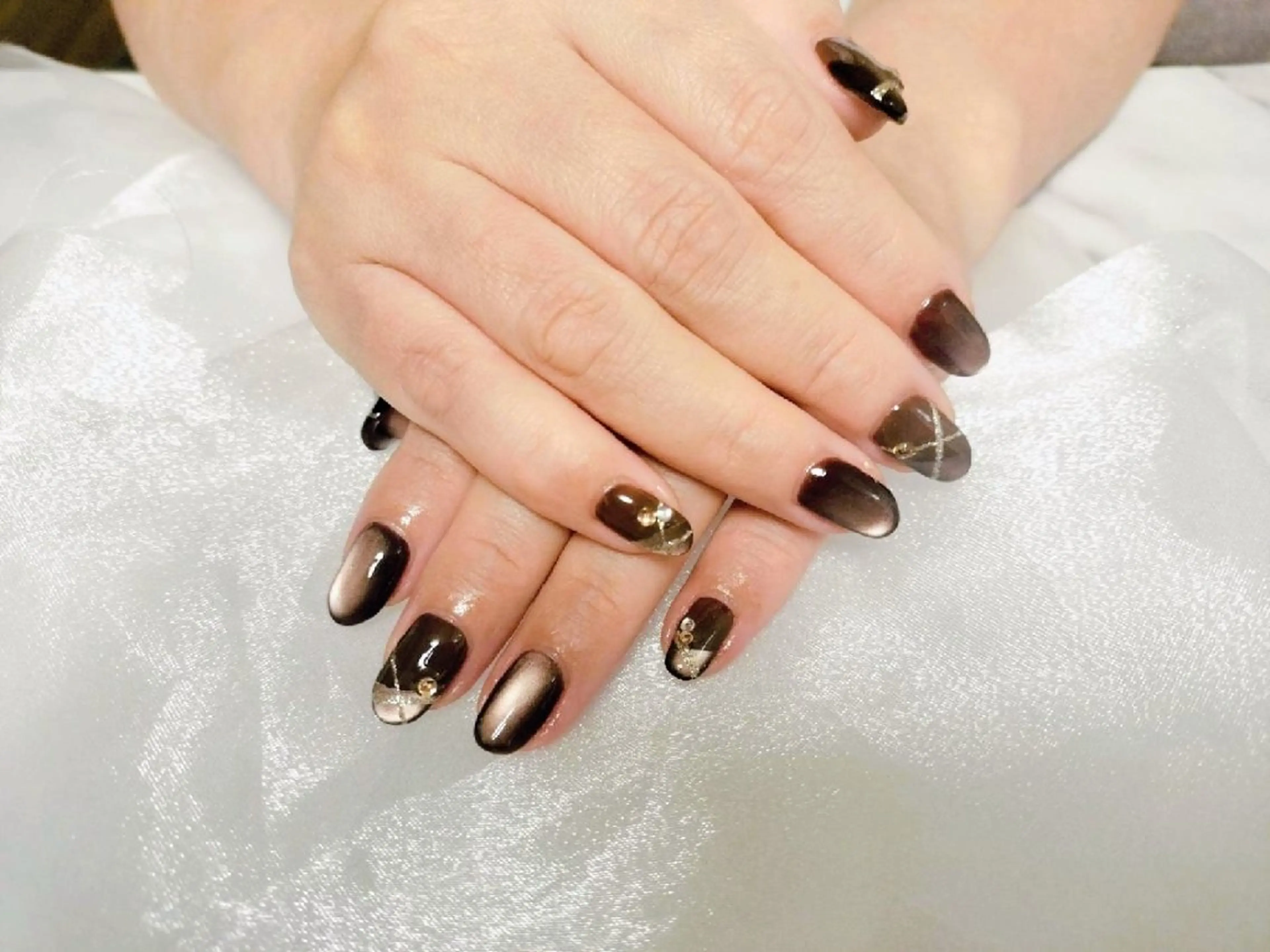 ネイル ハンドネイル 三田 帆乃佳のネイルデザイン