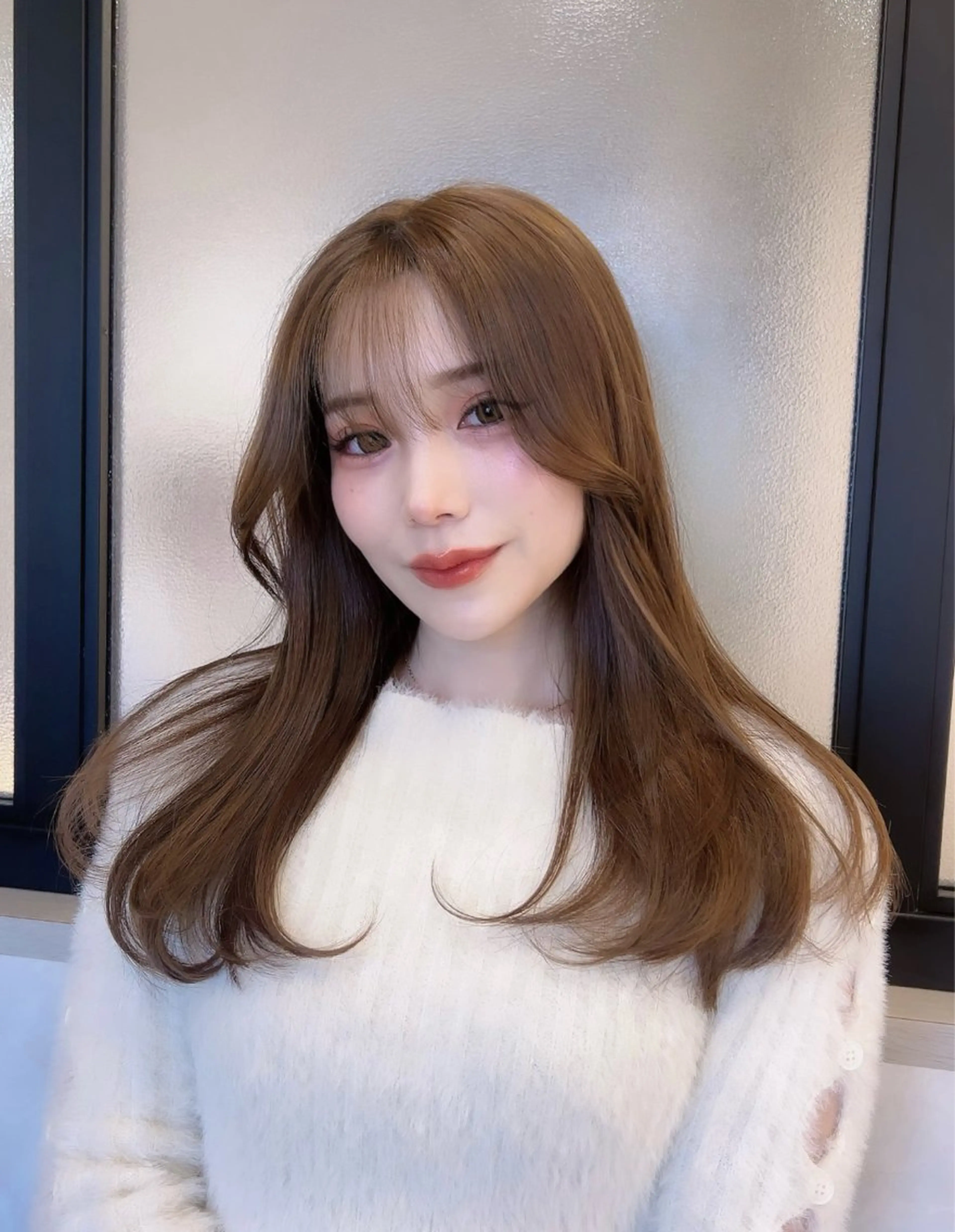 セミロング カラー カット ヘアカラー トリートメント &chaLme   心斎橋所属・emi/髪質改善/ 韓国風/艶カラーのヘアスタイル