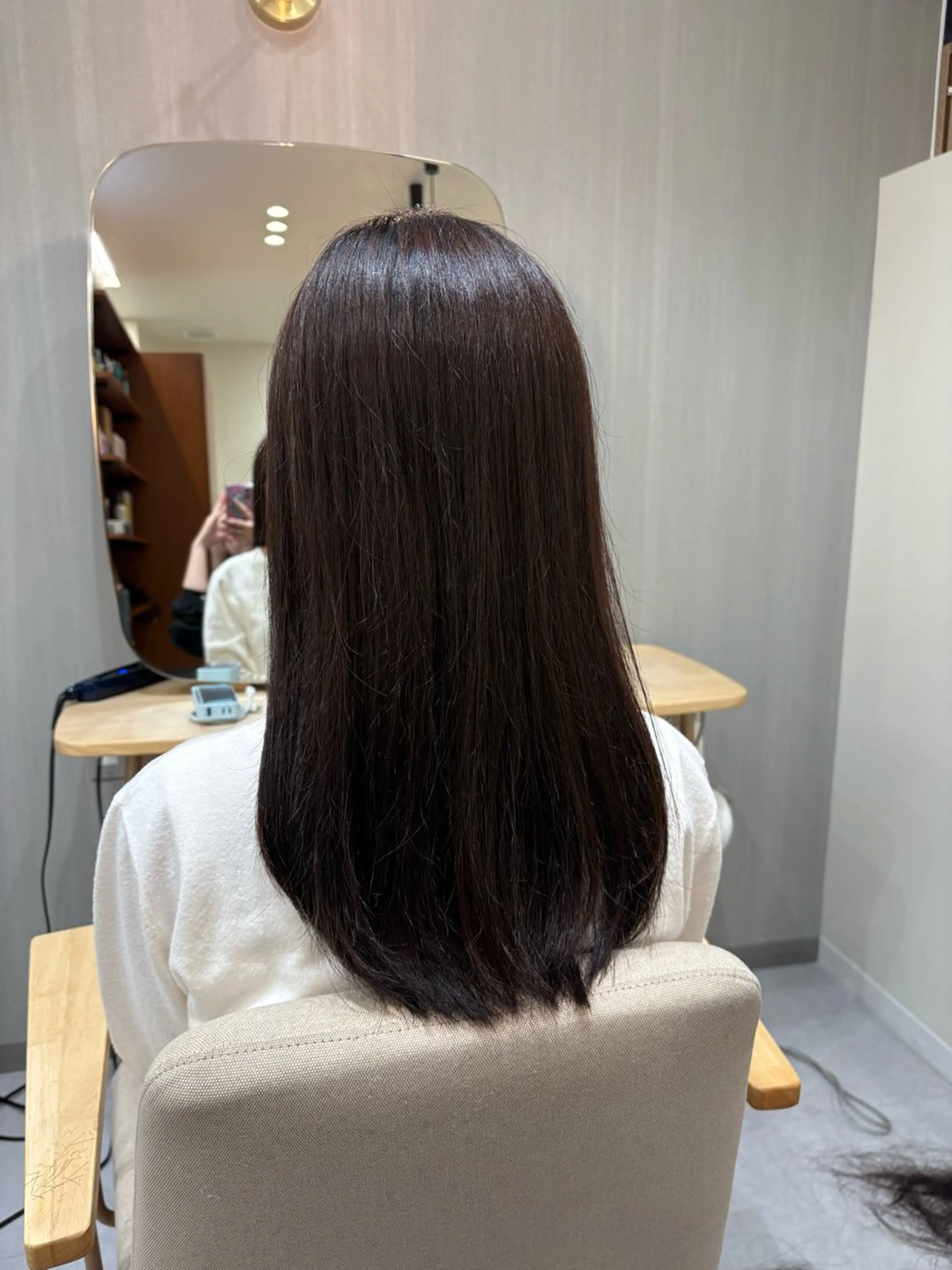 ロング 吉田 絢音のヘアスタイル