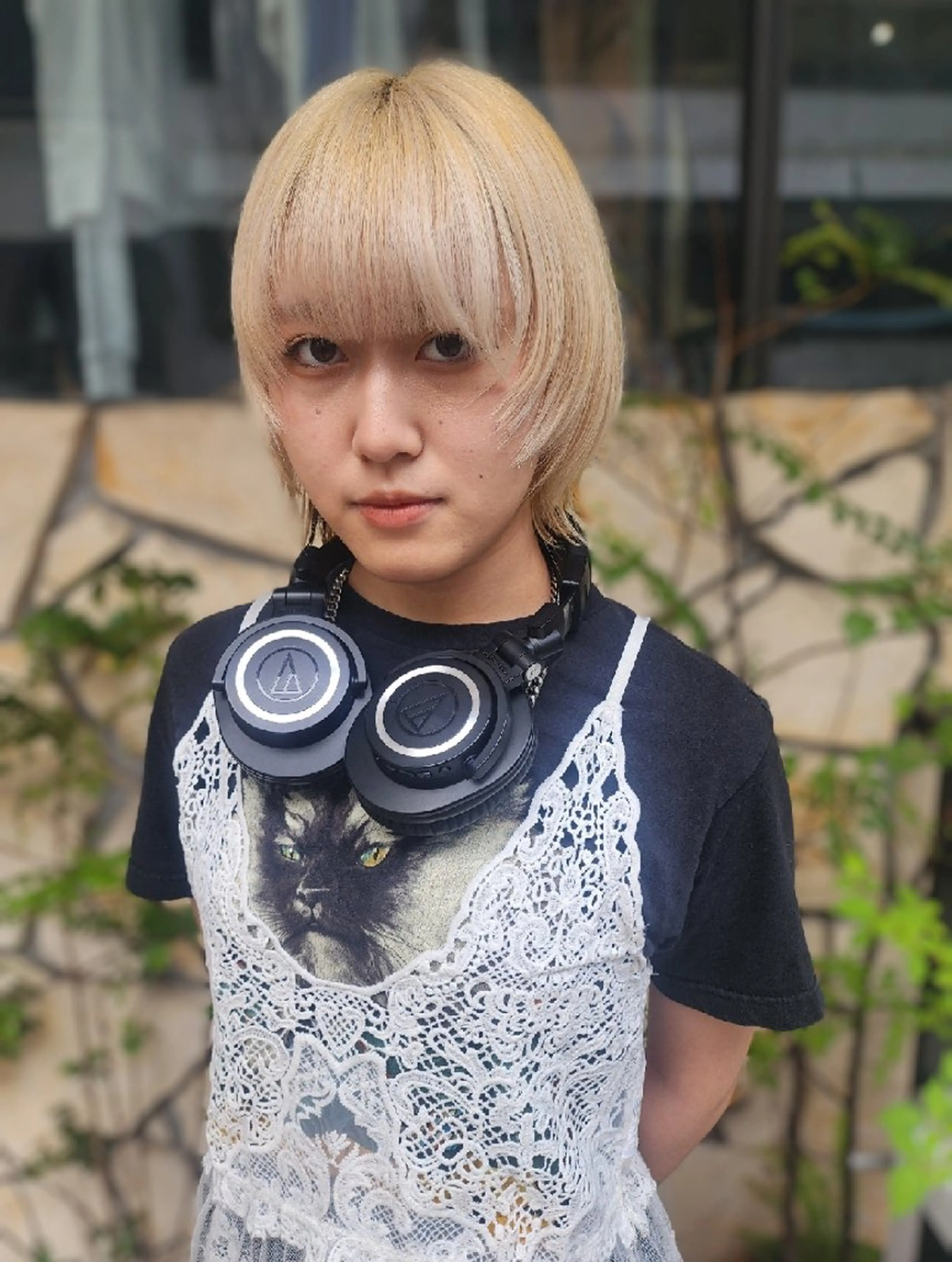 ショート ハイトーン/ブリーチ /デザインカラーのヘアスタイル