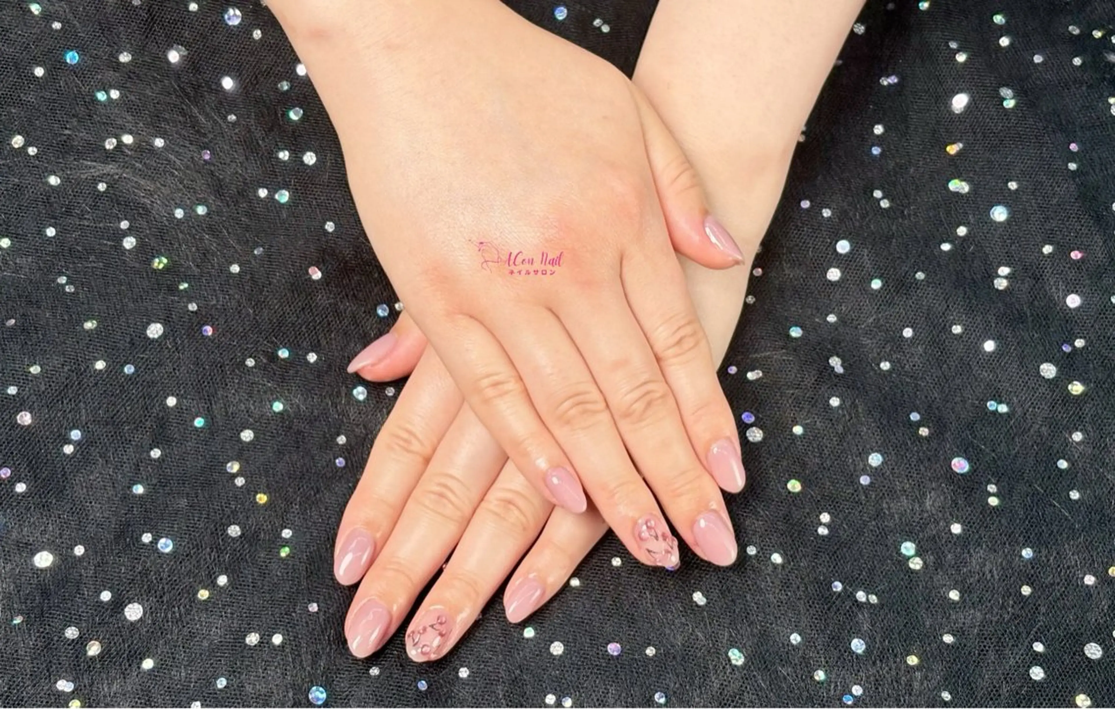 ネイル 桜ネイル 長さ出し フラワーネイル フレンチネイル ジェルネイル ハンドネイル ACon NailSalonのネイルデザイン