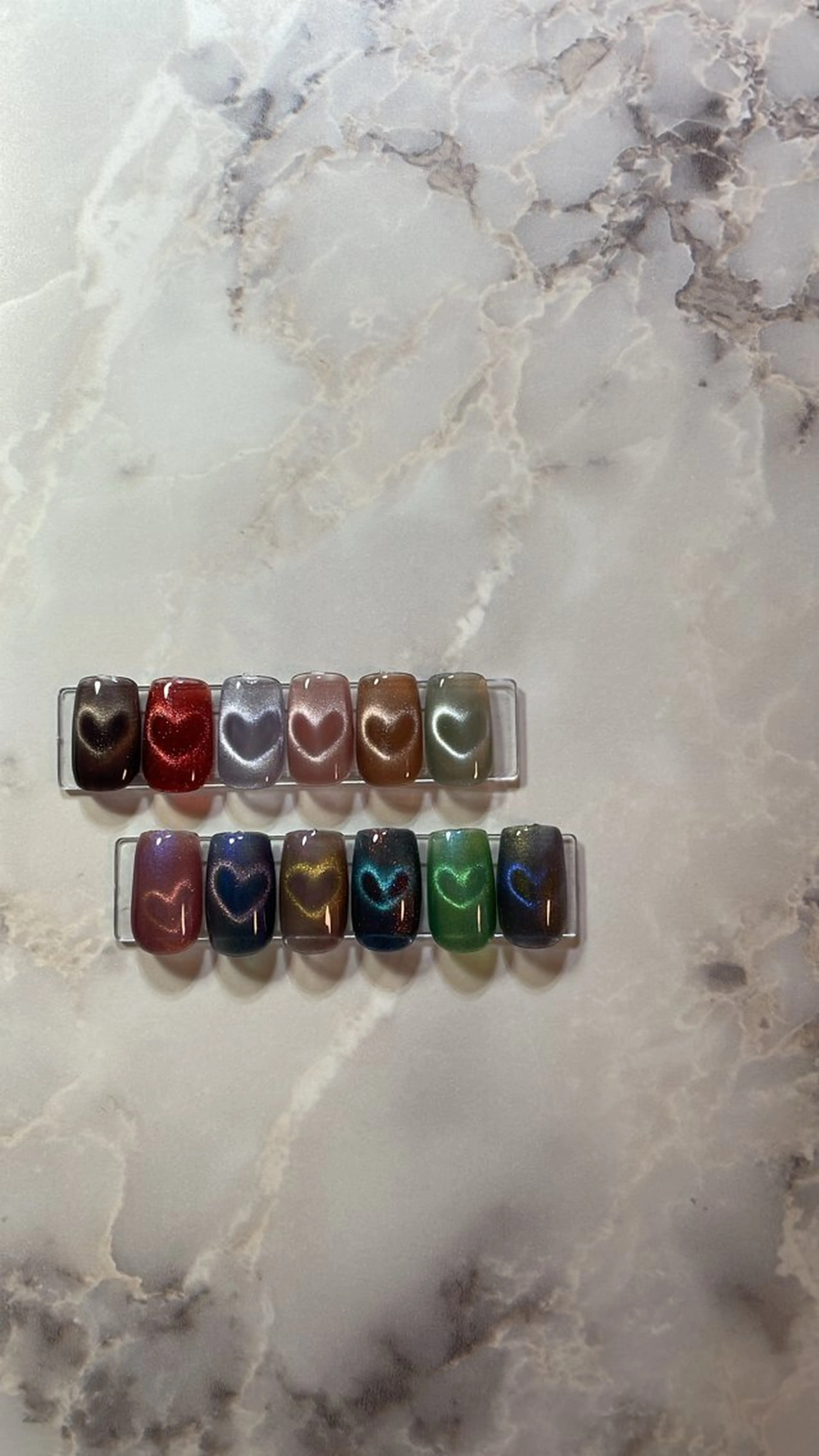 ネイル Ami 🦥のネイルデザイン