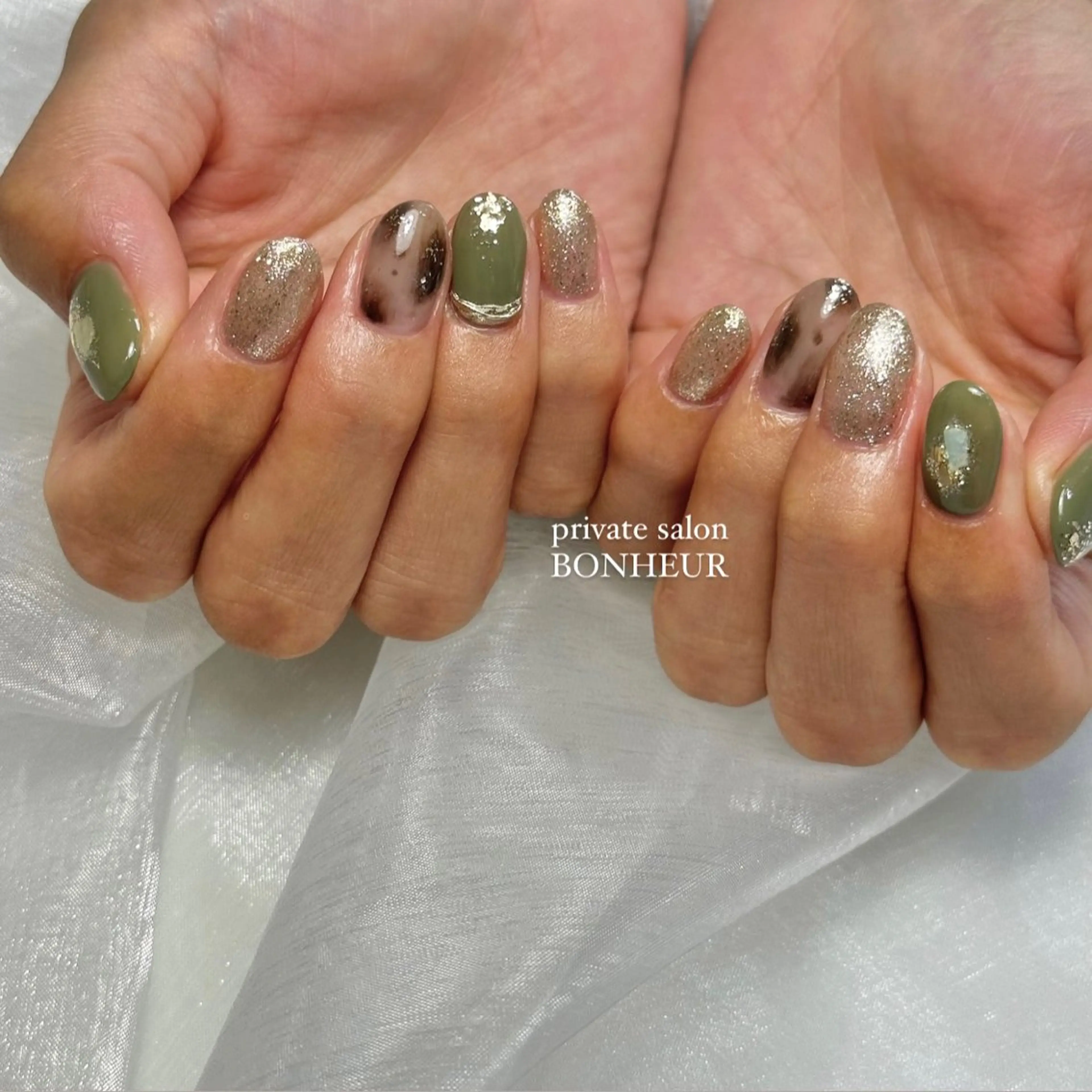 ネイル ハンドネイル BONHEUR Annaのネイルデザイン