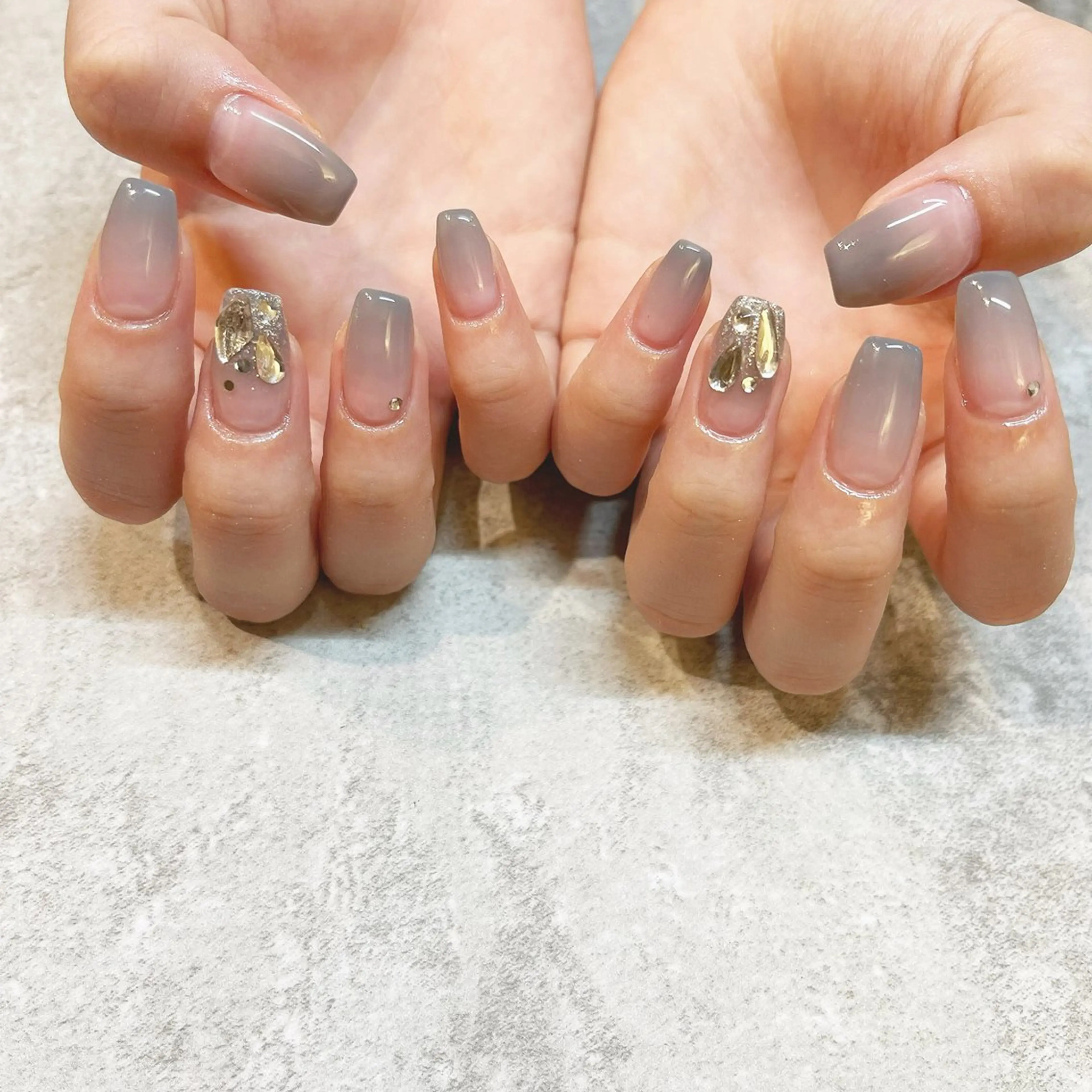 ネイル グラデーション シンプルネイル Lélia nailのネイルデザイン