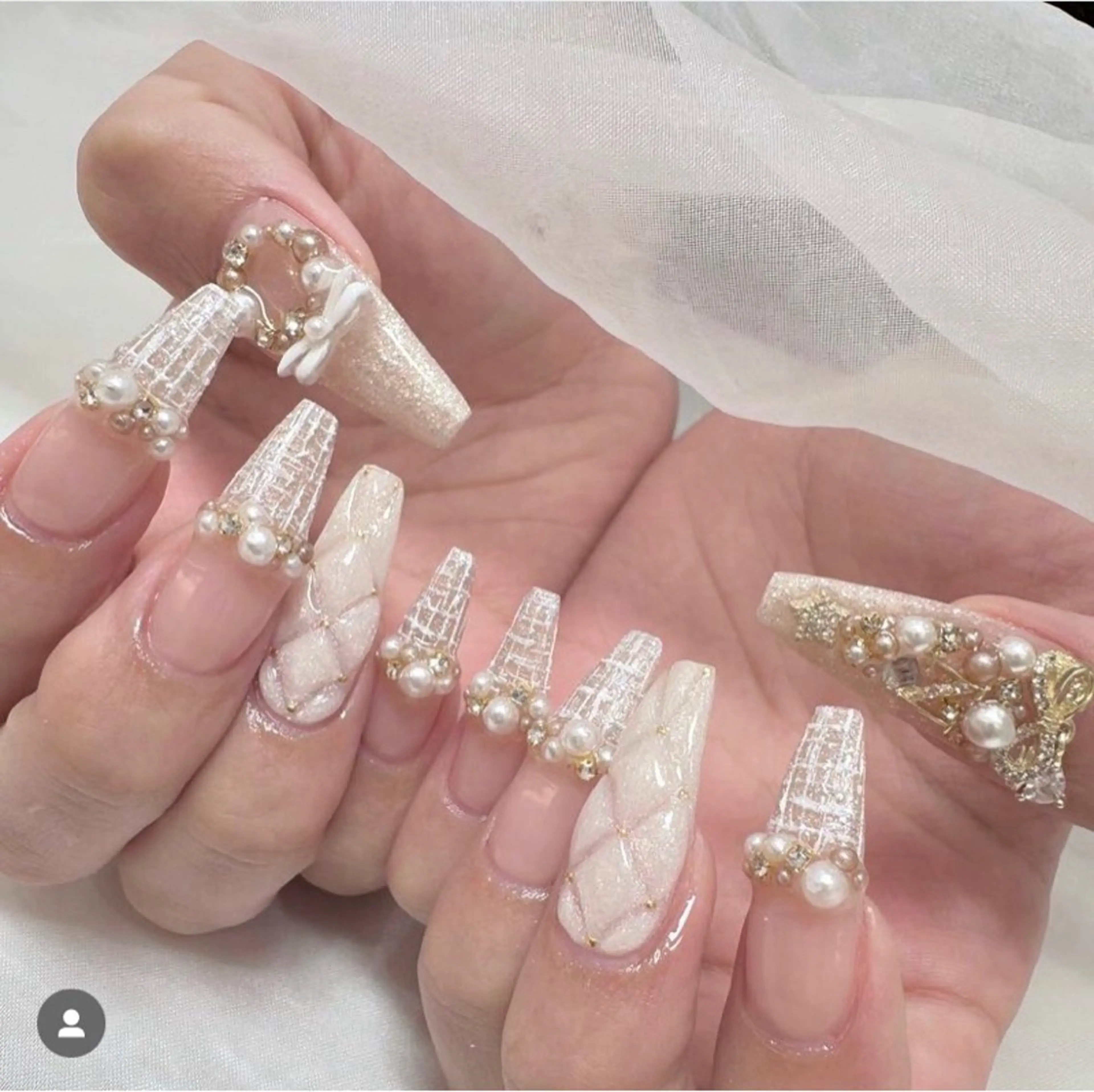 ネイル 長さ出し グラデーション キラキラネイル マグネットネイル ミラーネイル Lee Nails チップ長さだし専門店のネイルデザイン