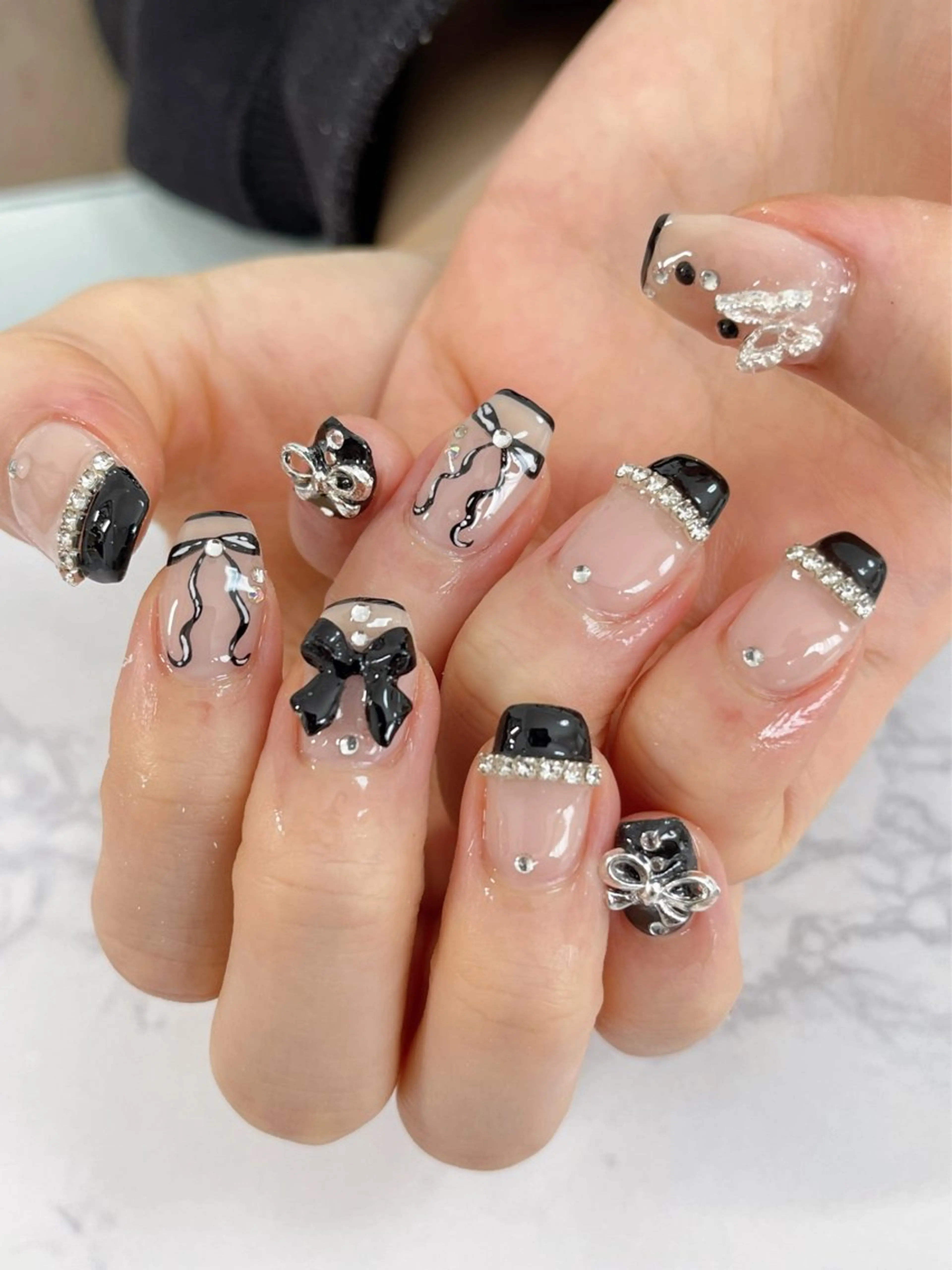 ネイル 韓国ネイル リボン ハンドネイル celica所属・松田 由真のネイルデザイン