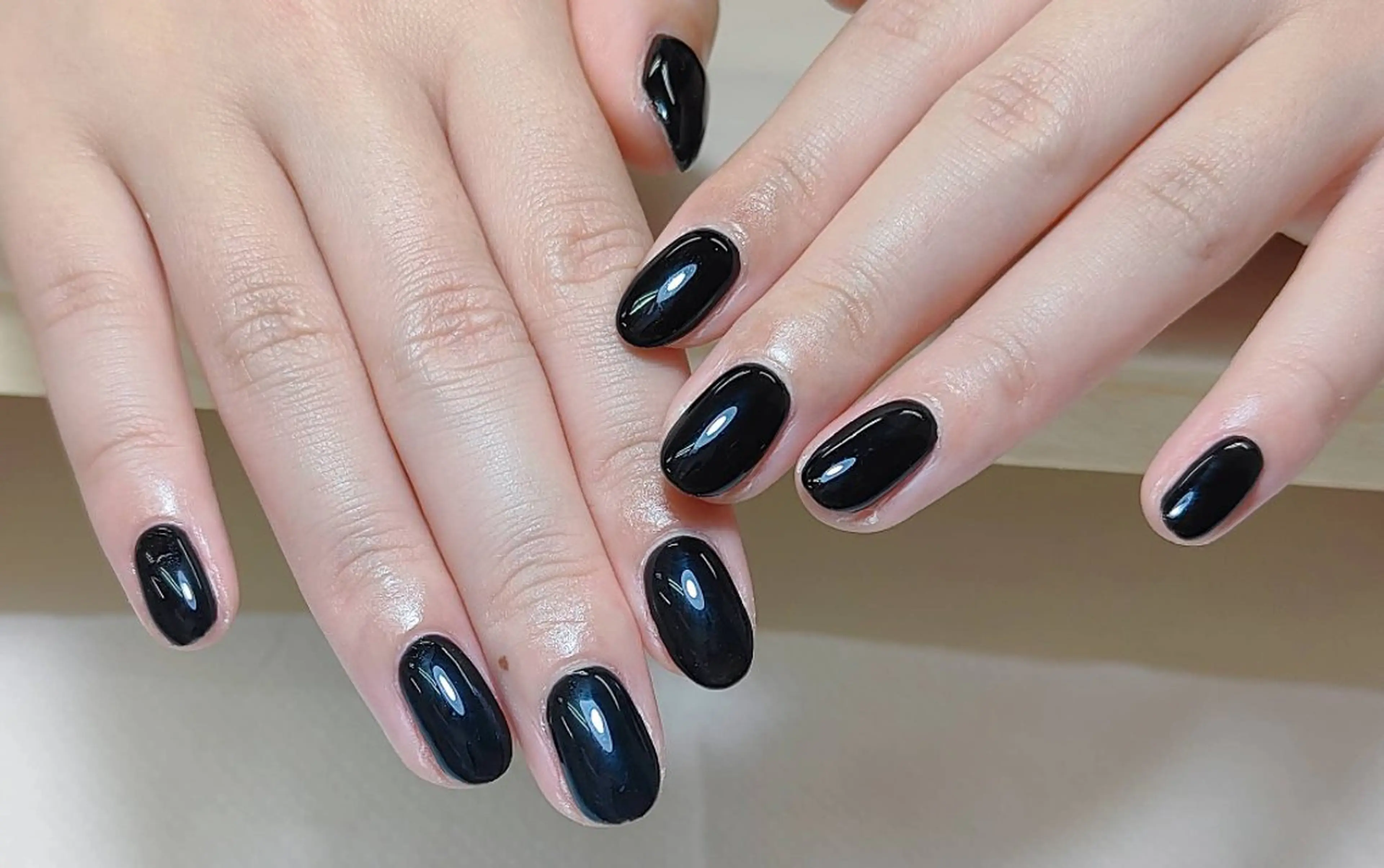 ネイル 小島 阿佑美のネイルデザイン