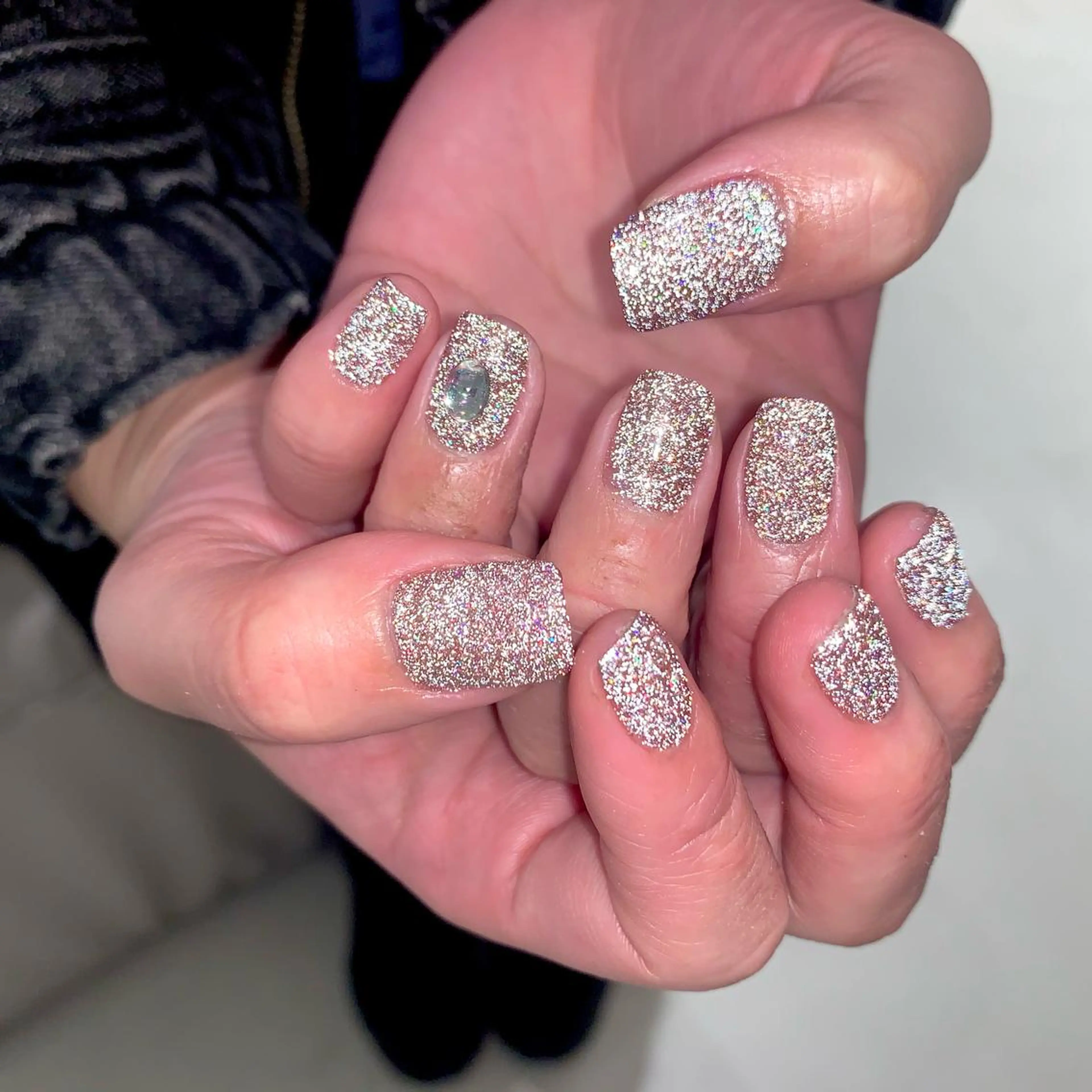 ネイル esby Loely MIZUKIのネイルデザイン