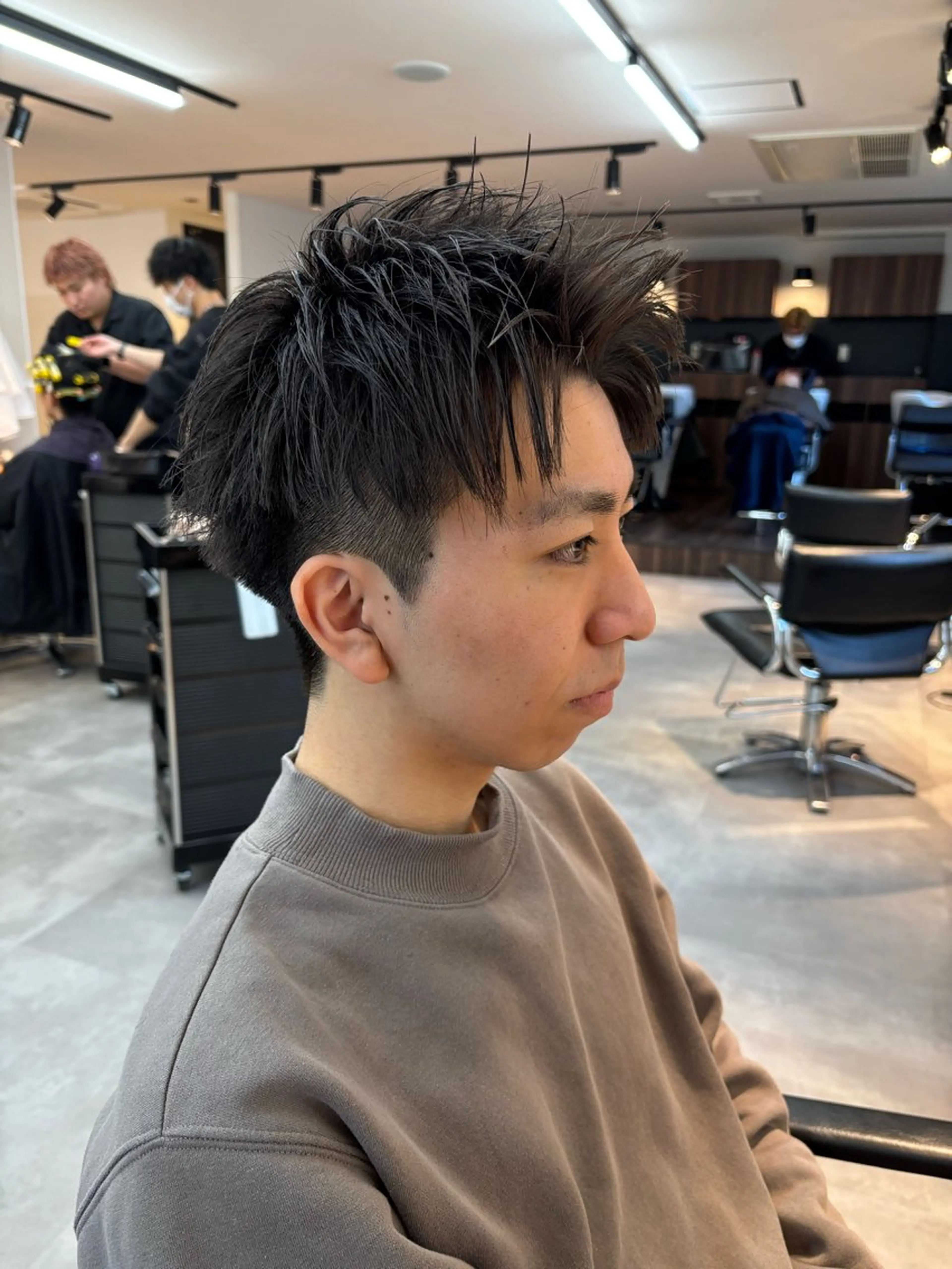 メンズ アップバング メンズショート カット 保立/フェザーパーマ /メンズカット千葉のヘアスタイル