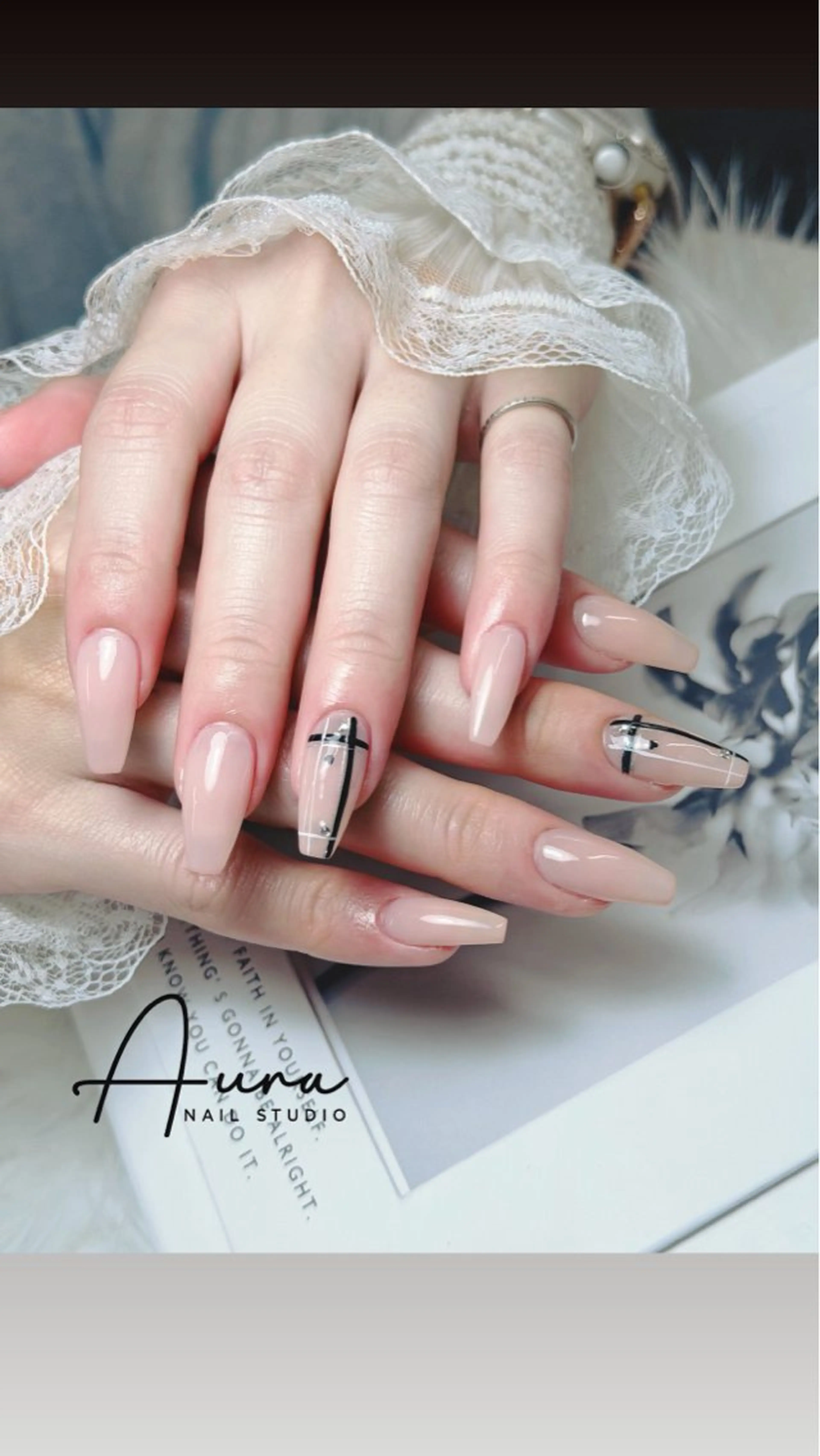 ネイル ハンドネイル Aura Nail Studioのネイルデザイン