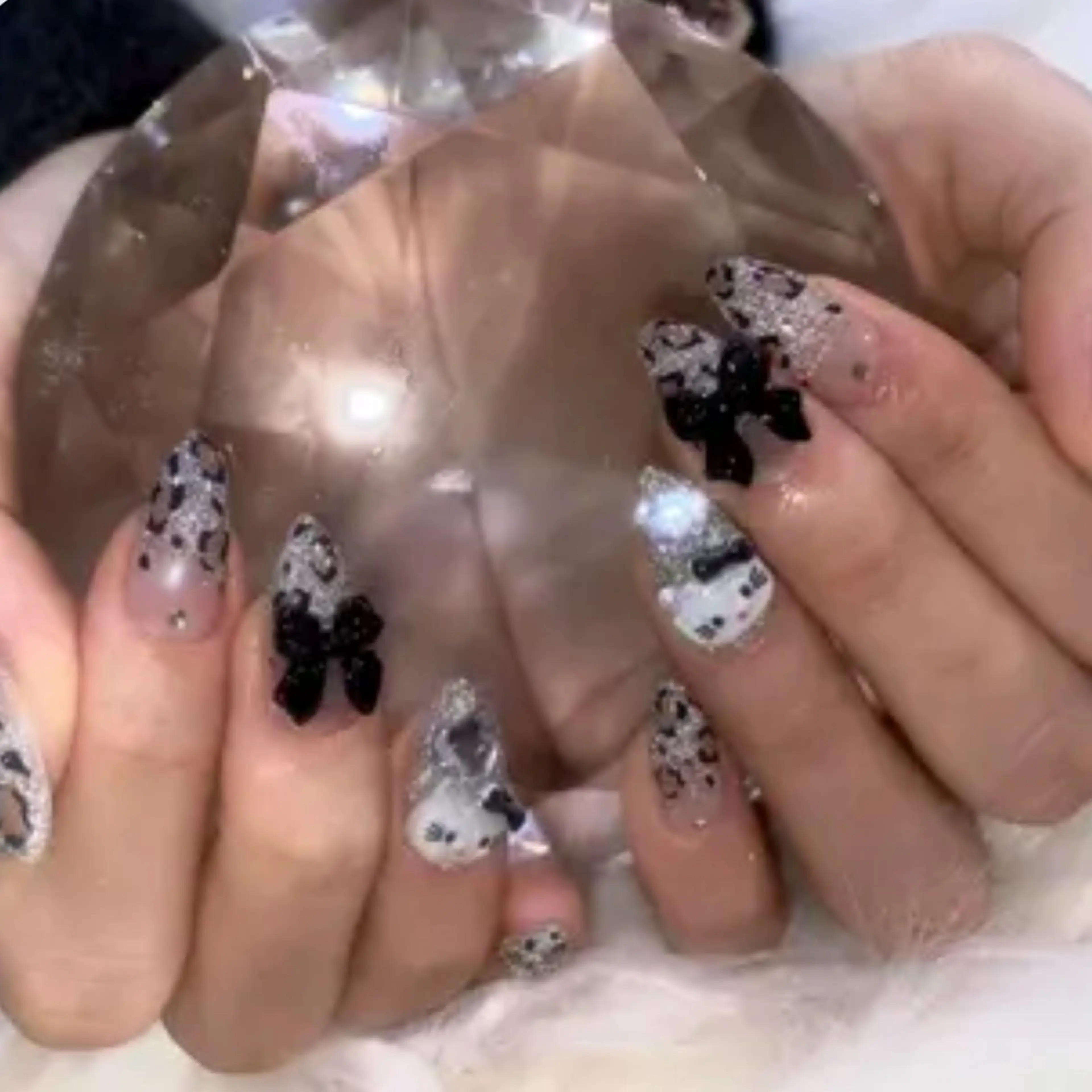 ネイル ハンドネイル Nail&eyeBe lire新宿YANOのマツエク・マツパデザイン