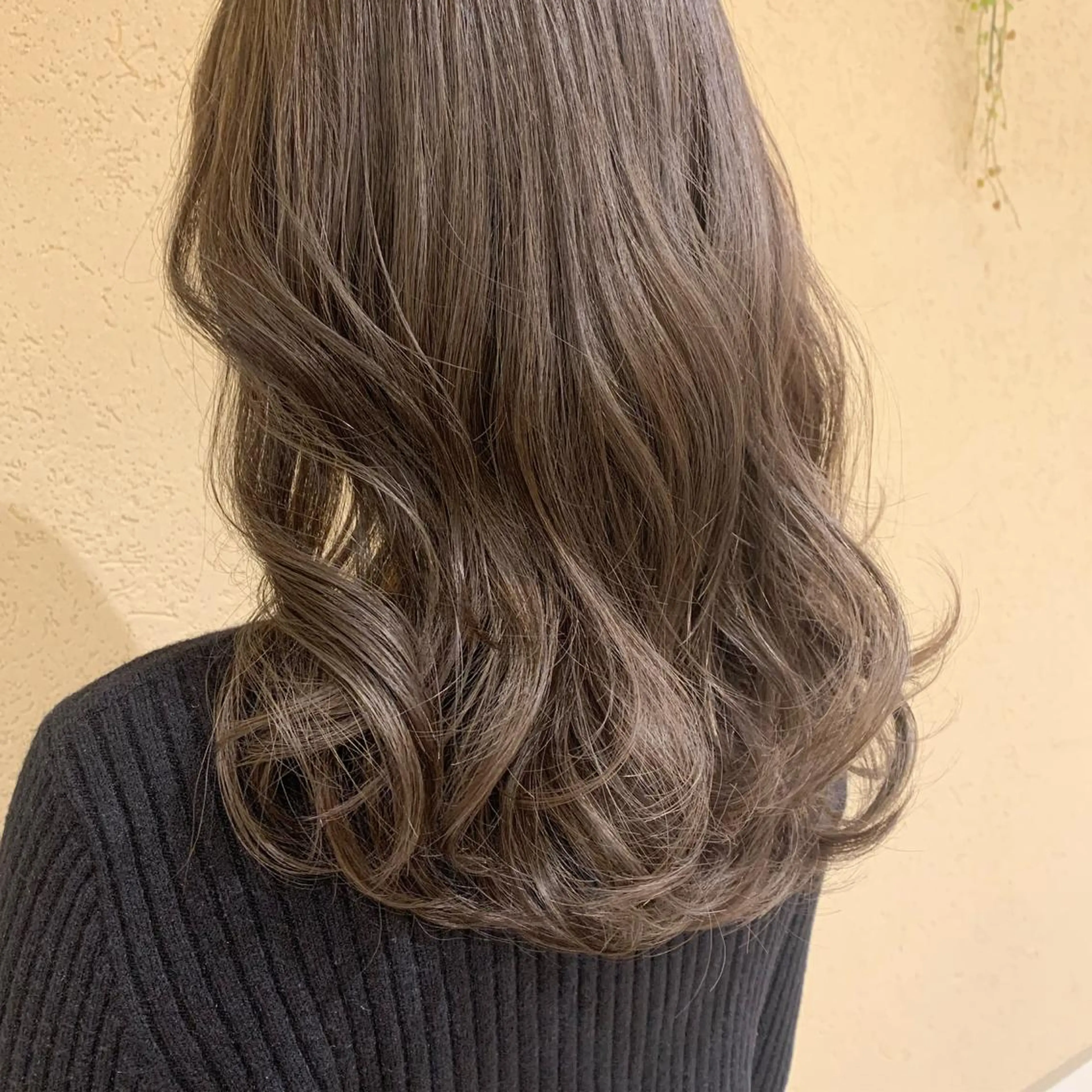 セミロング カラー グレージュ ラベンダーカラー ラベンダーグレージュ ラベンダーグレー 𝒢𝒾𝓇𝓁𝓎 ⑅　𝓎𝓊𝓀𝒶のヘアスタイル