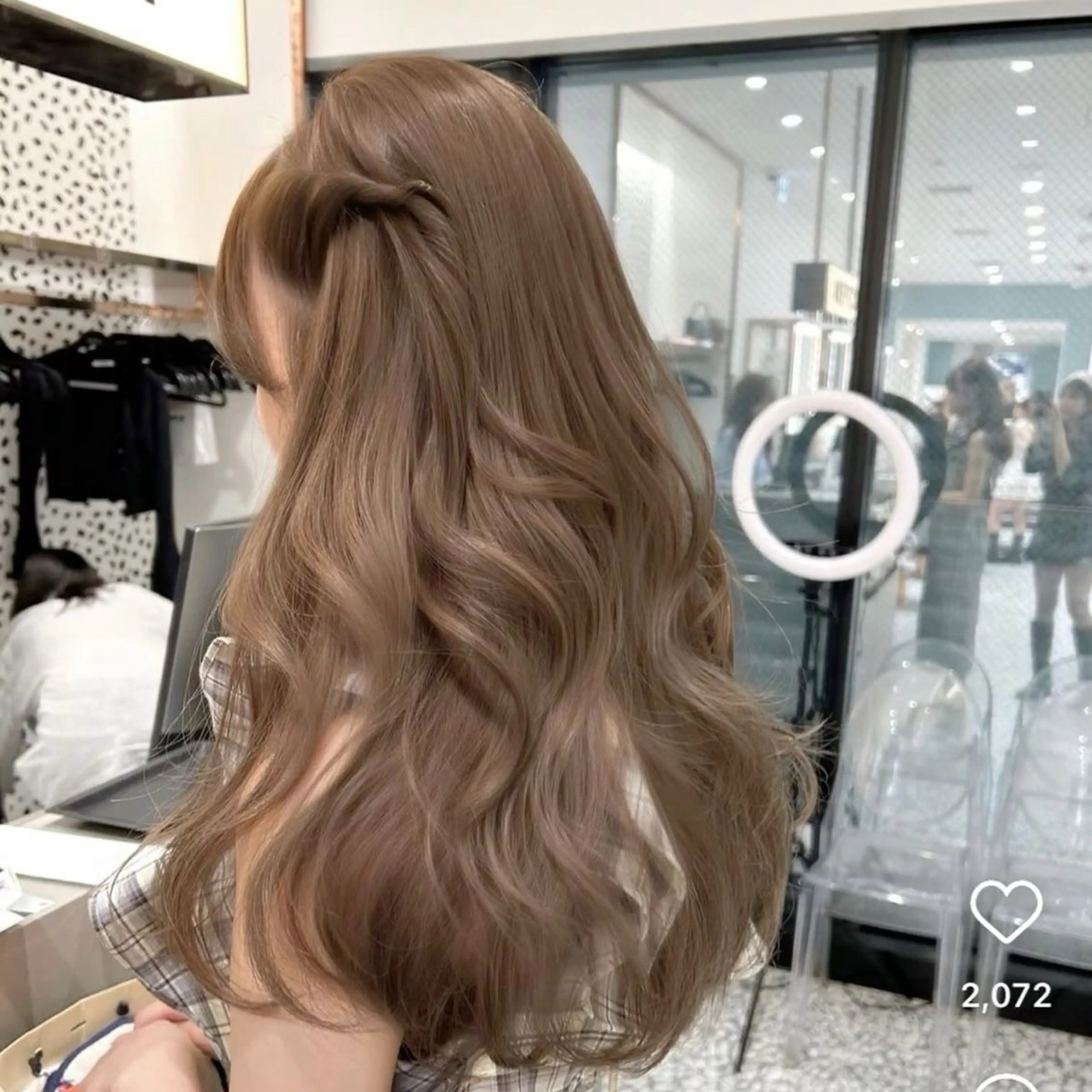 【最安値‼️】🫧韓国風カット🫧＋🎀透明感カラー🎀(ブリーチあり)美髪超音波トリートメント✨の写真