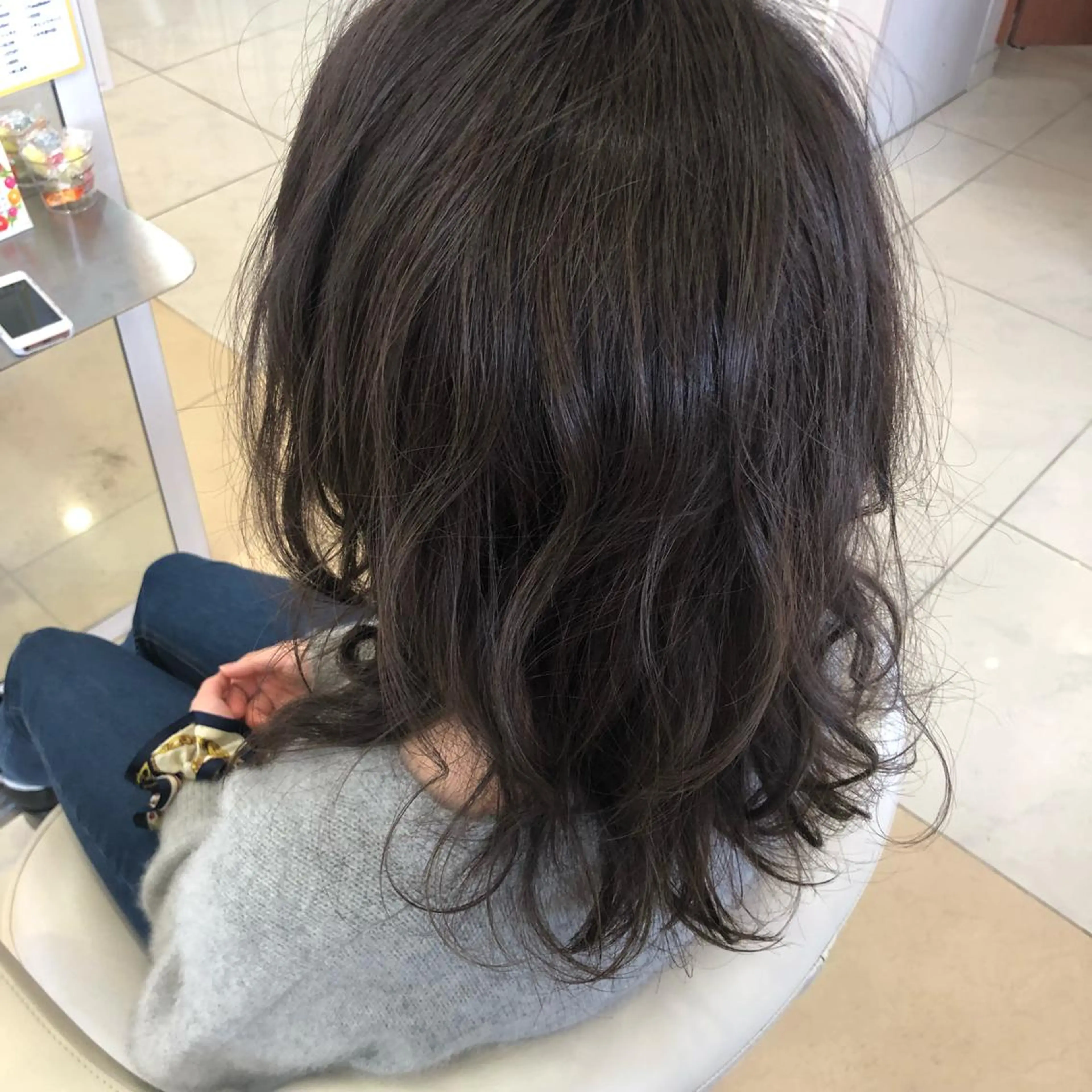 カラー 牧野 佳樹のヘアスタイル