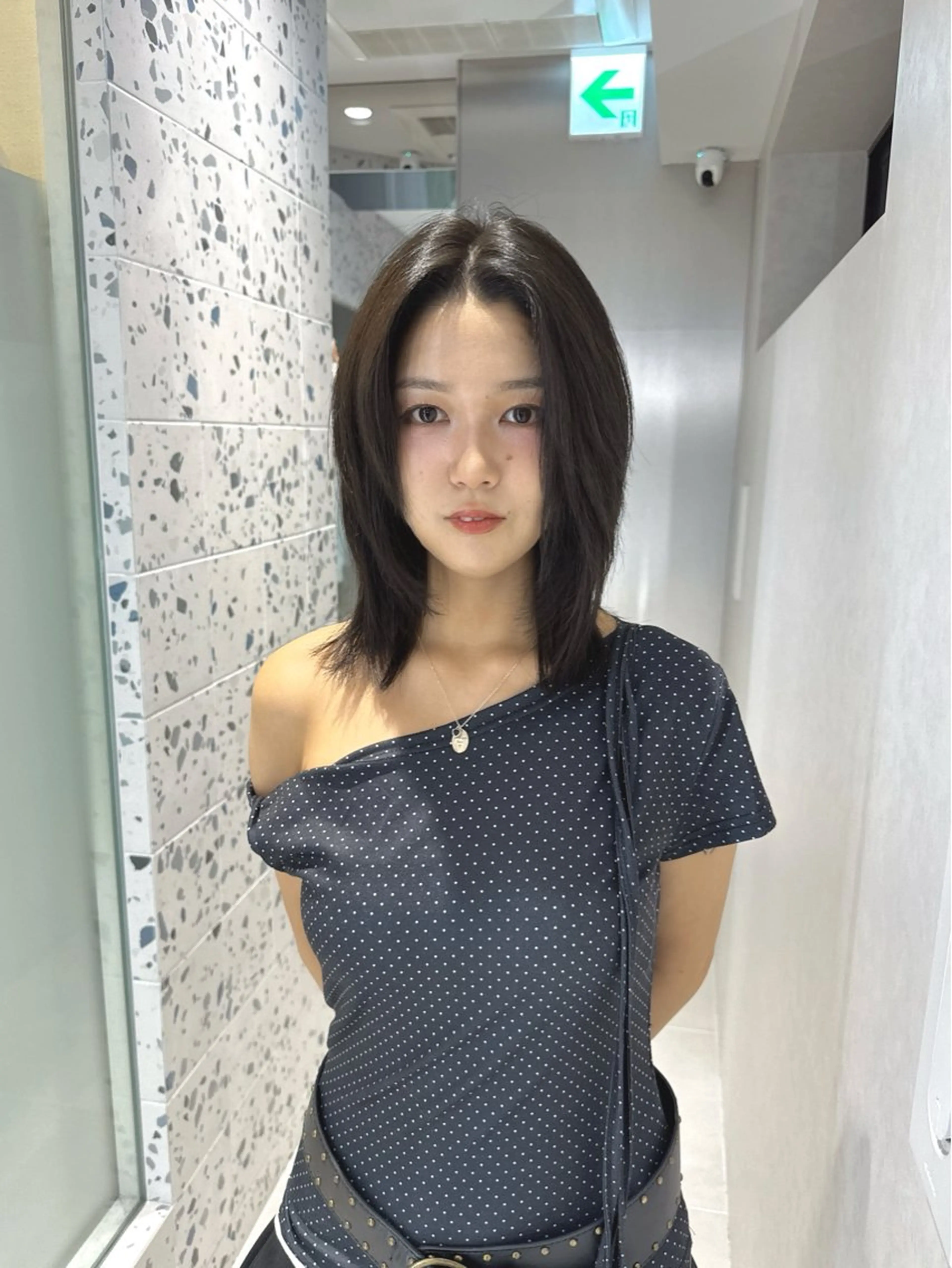 ミディアム カラー ブリーチ グレージュ ブリーチなしカラー LUMO所属・矢野 晃平のヘアスタイル