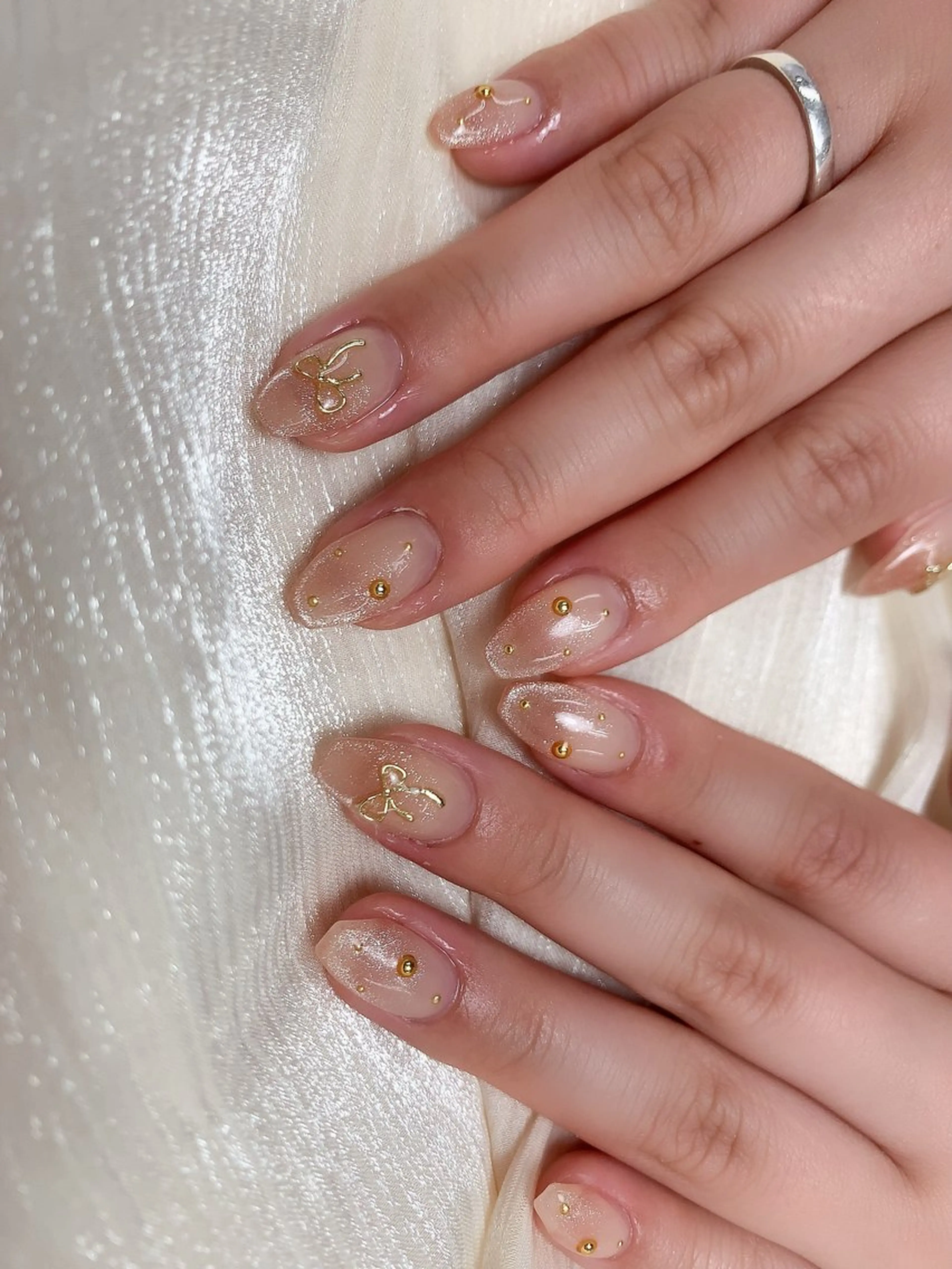 ネイル ハンドネイル Miouミオン ネイルサロンのネイルデザイン