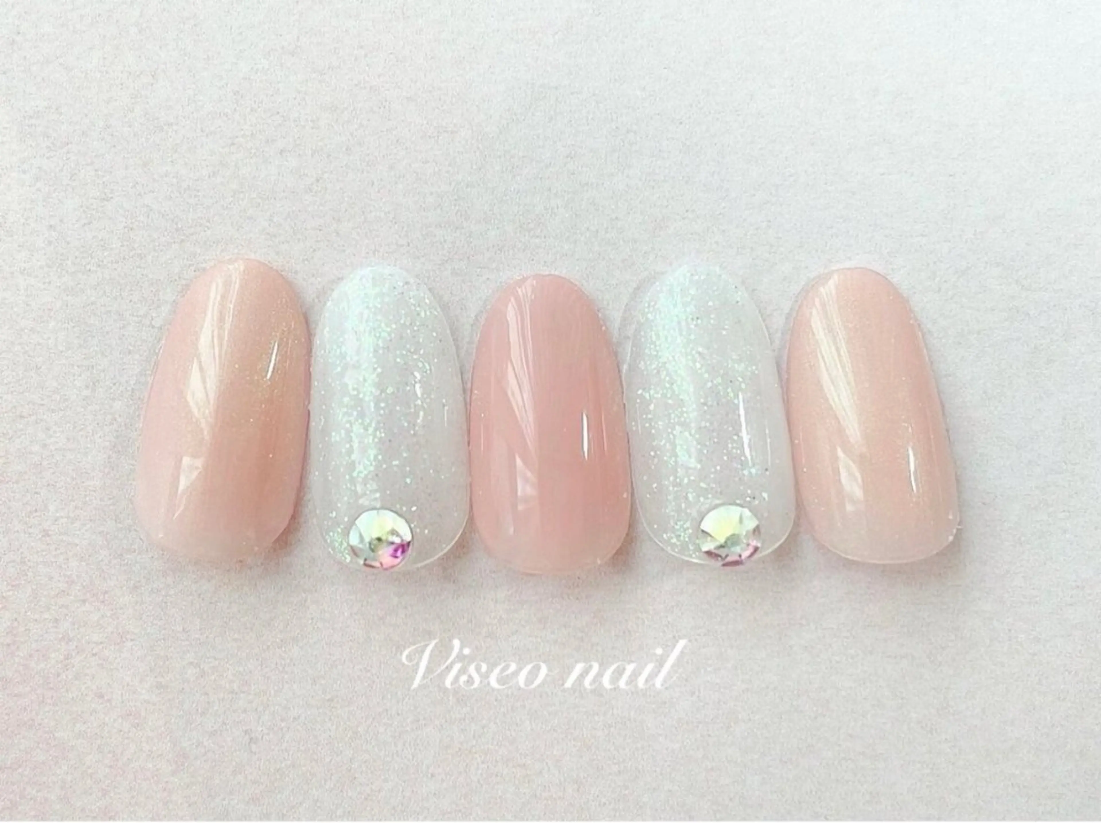 ネイル Viseo《6週間 長持ちパラジェル》のネイルデザイン