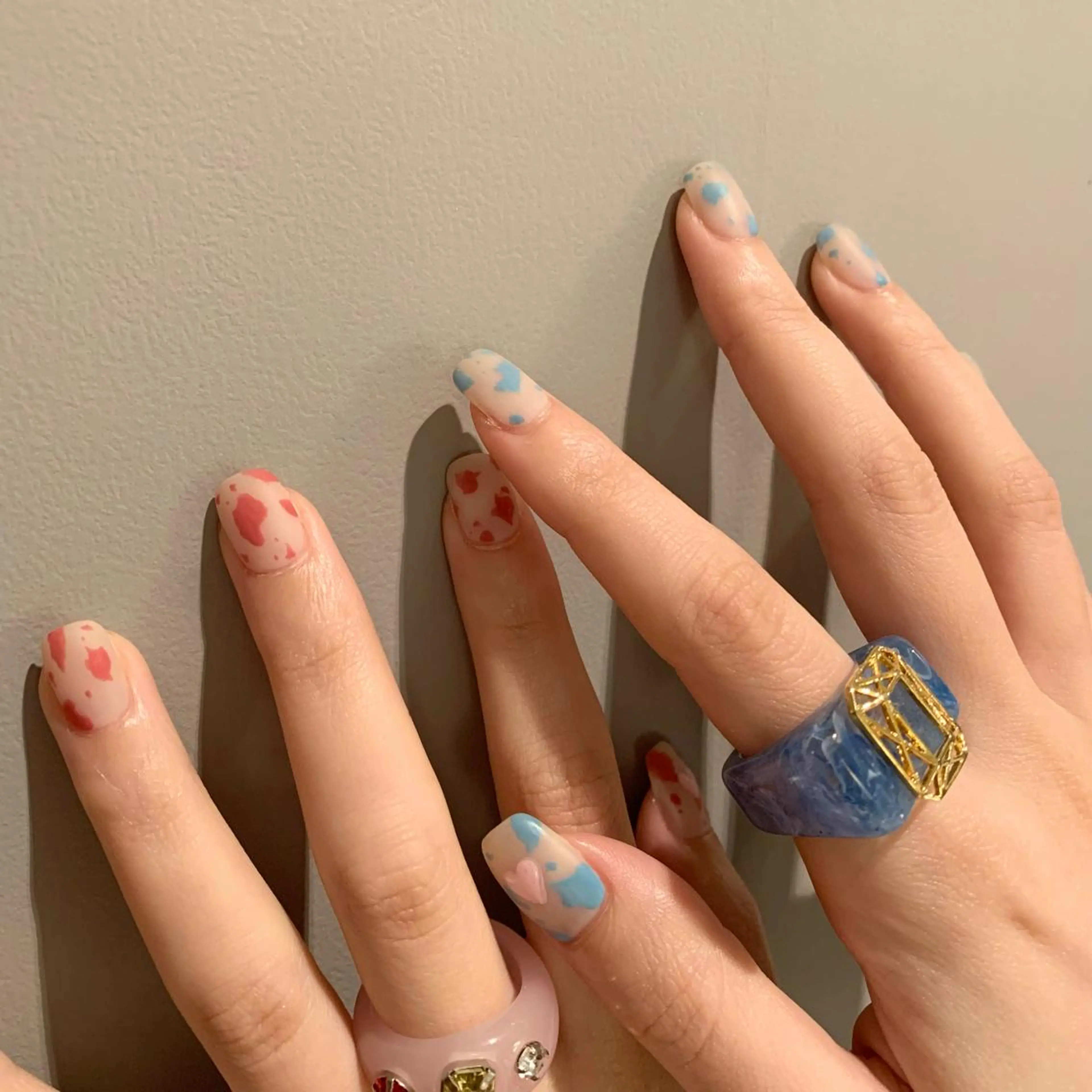 ネイル ハンドネイル ウシク ミユキのネイルデザイン