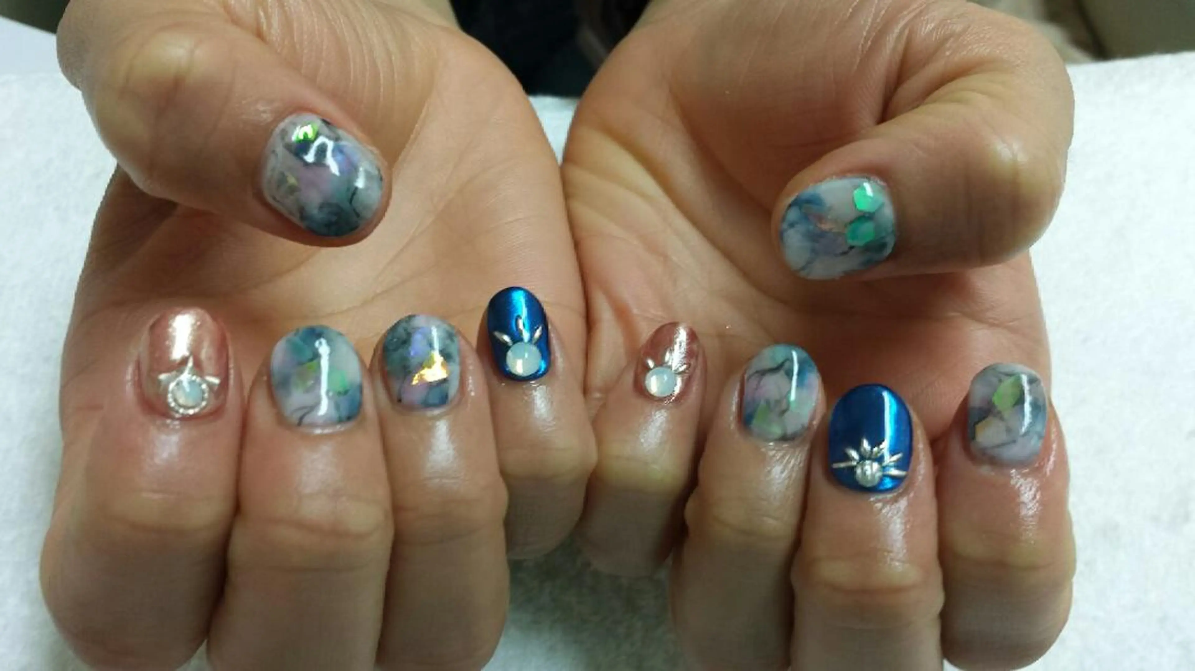 ネイル 河野ちえ (雑誌掲載サロン)のネイルデザイン