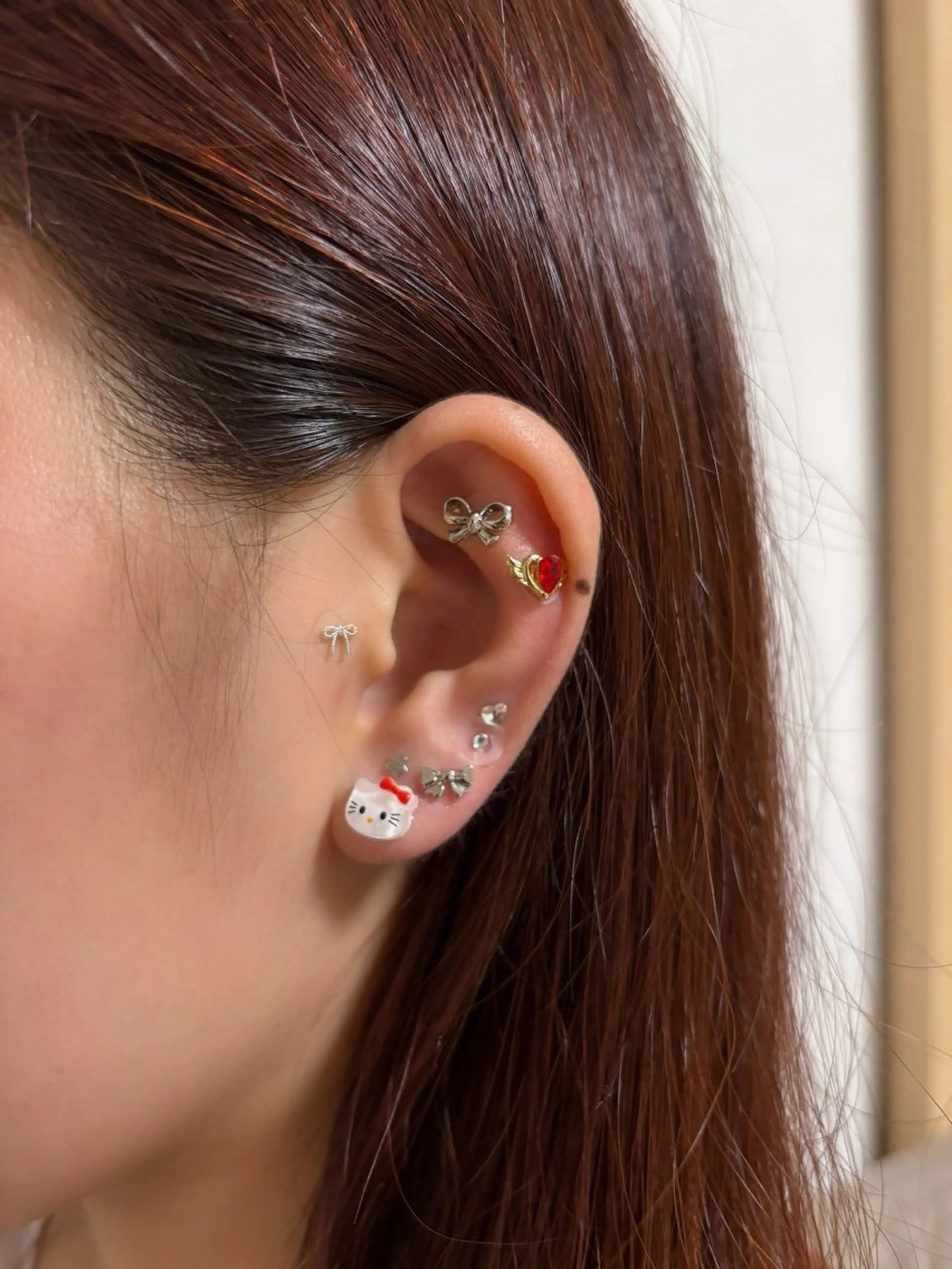 アイブロウ 𓊆ᶠᵉᵉʸ𓊇 ᶜᴴᴵᴴᴬᴿᵁのマツエク・マツパデザイン