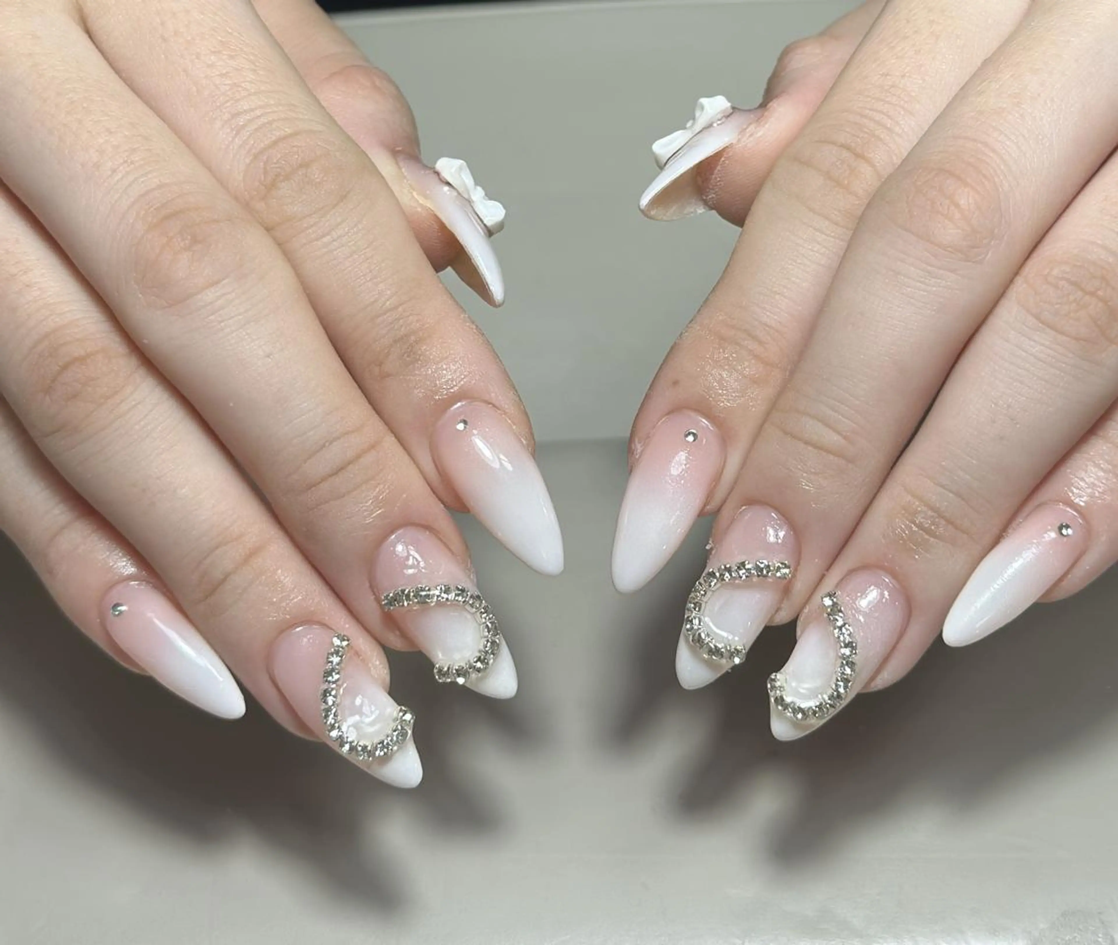 ネイル ハンドネイル 🎀 KiKi_nailのネイルデザイン