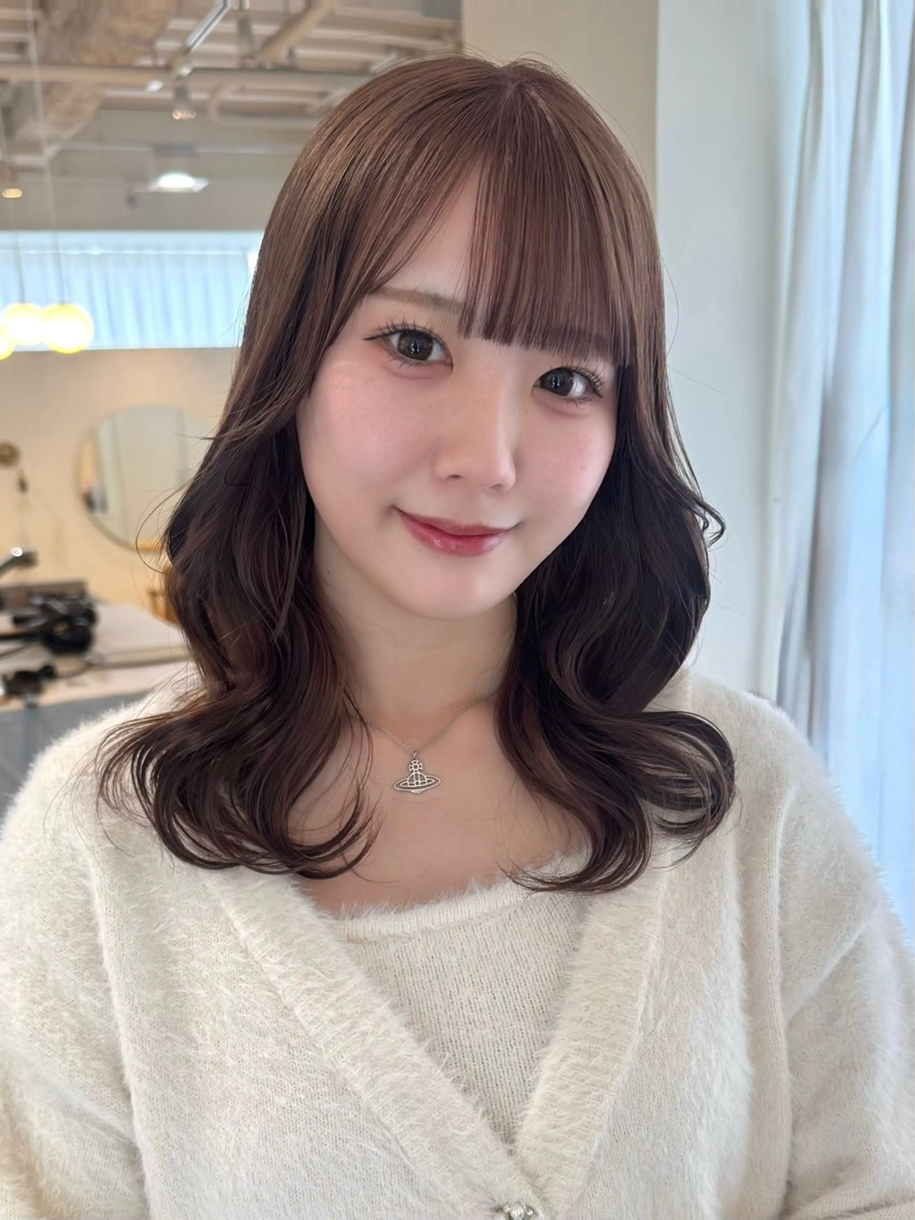 セミロング カラー ayaka♡ 柔らかカラーのヘアスタイル