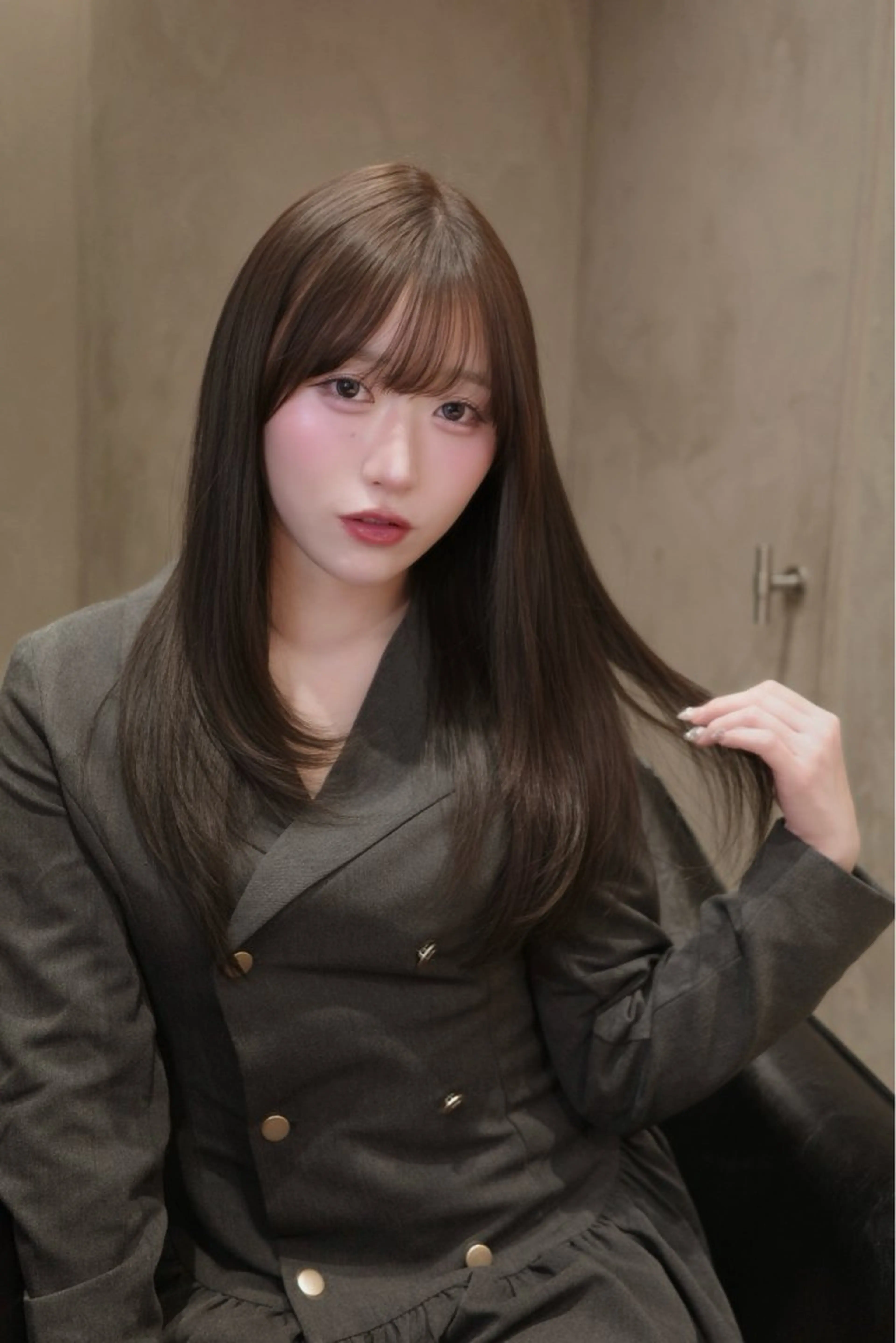 ロング 髪質改善 レイヤーカット 美顔形成｜レイヤー ｜青山のヘアスタイル