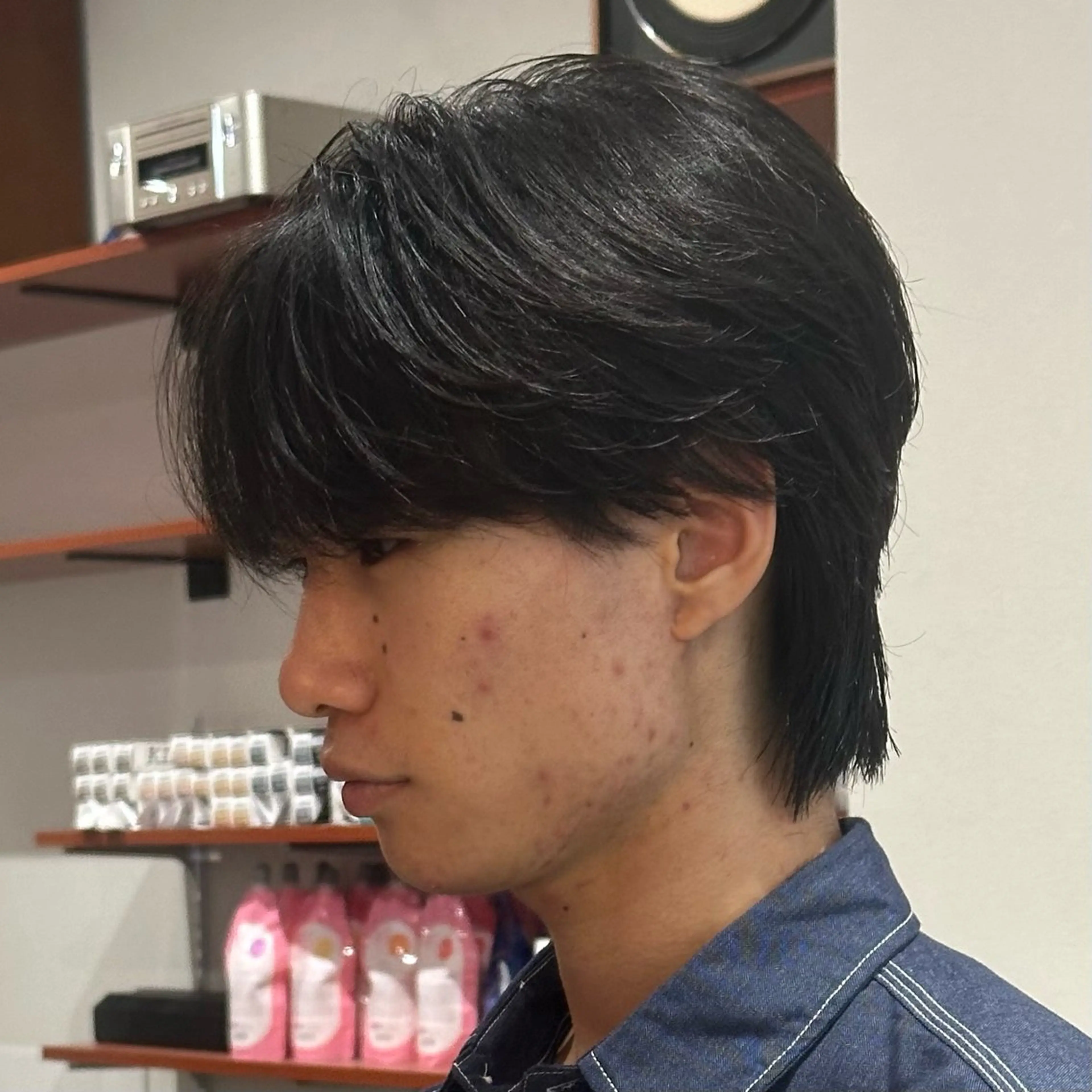 ショート パーマ メンズ メンズブリーチ センターパート フェードカット フェザーパーマ メンズハイライト 金山駅前メンズカット モデル募集 青島永透のヘアスタイル