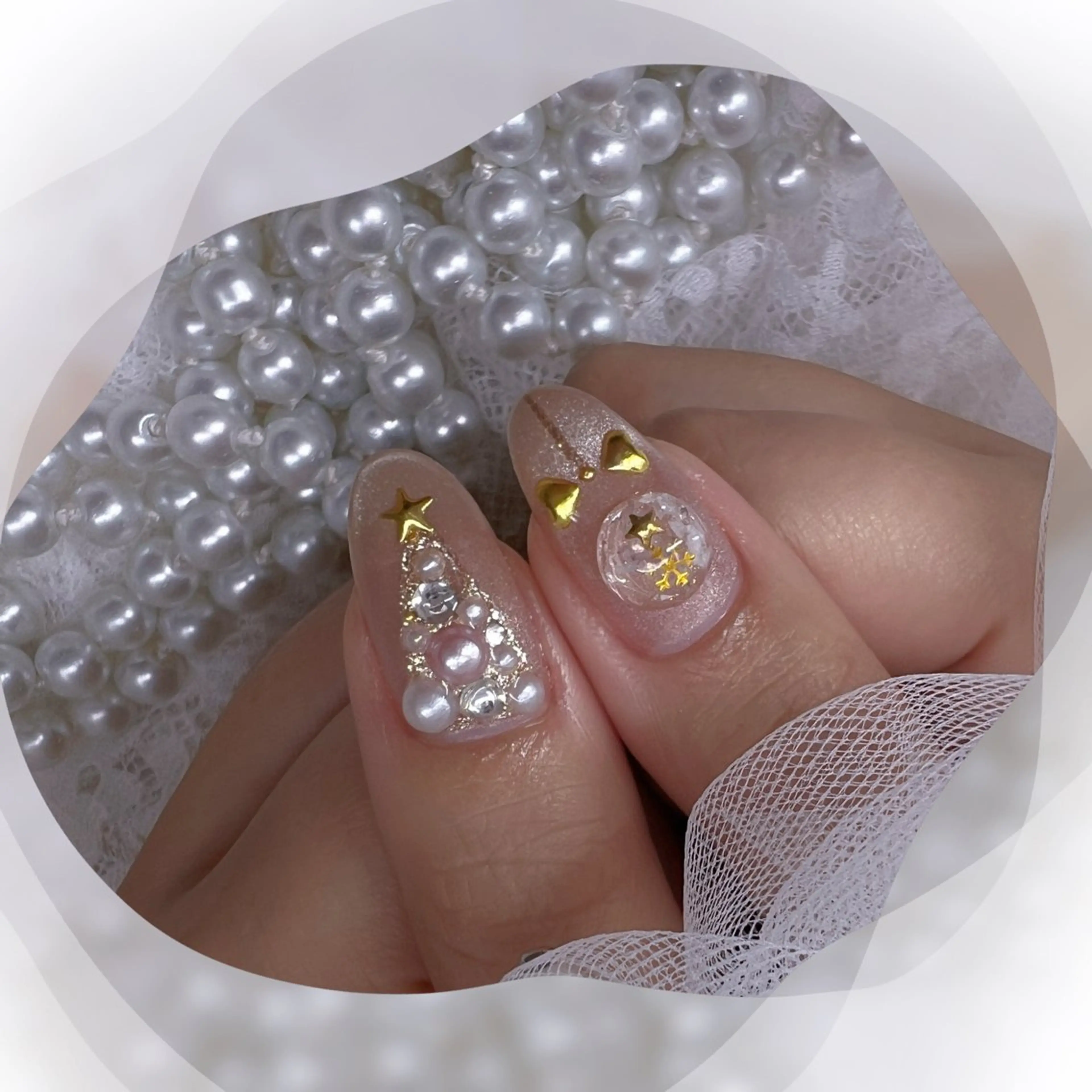 ネイル チークネイル フレンチネイル ガーリー ガラスフレンチ グラデーション Chill Nailsalonのネイルデザイン