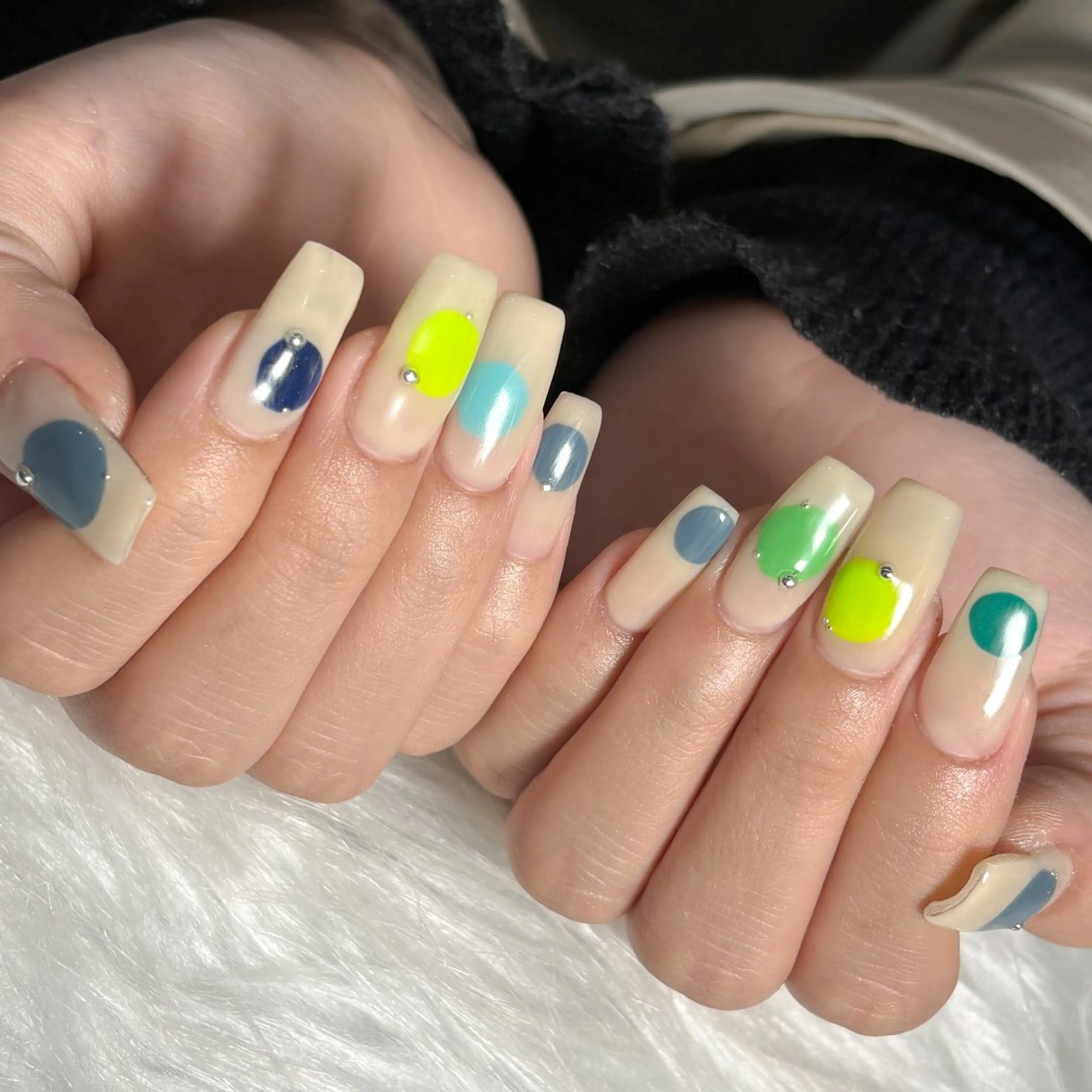 ネイル ハンドネイル LAVISH manaのネイルデザイン