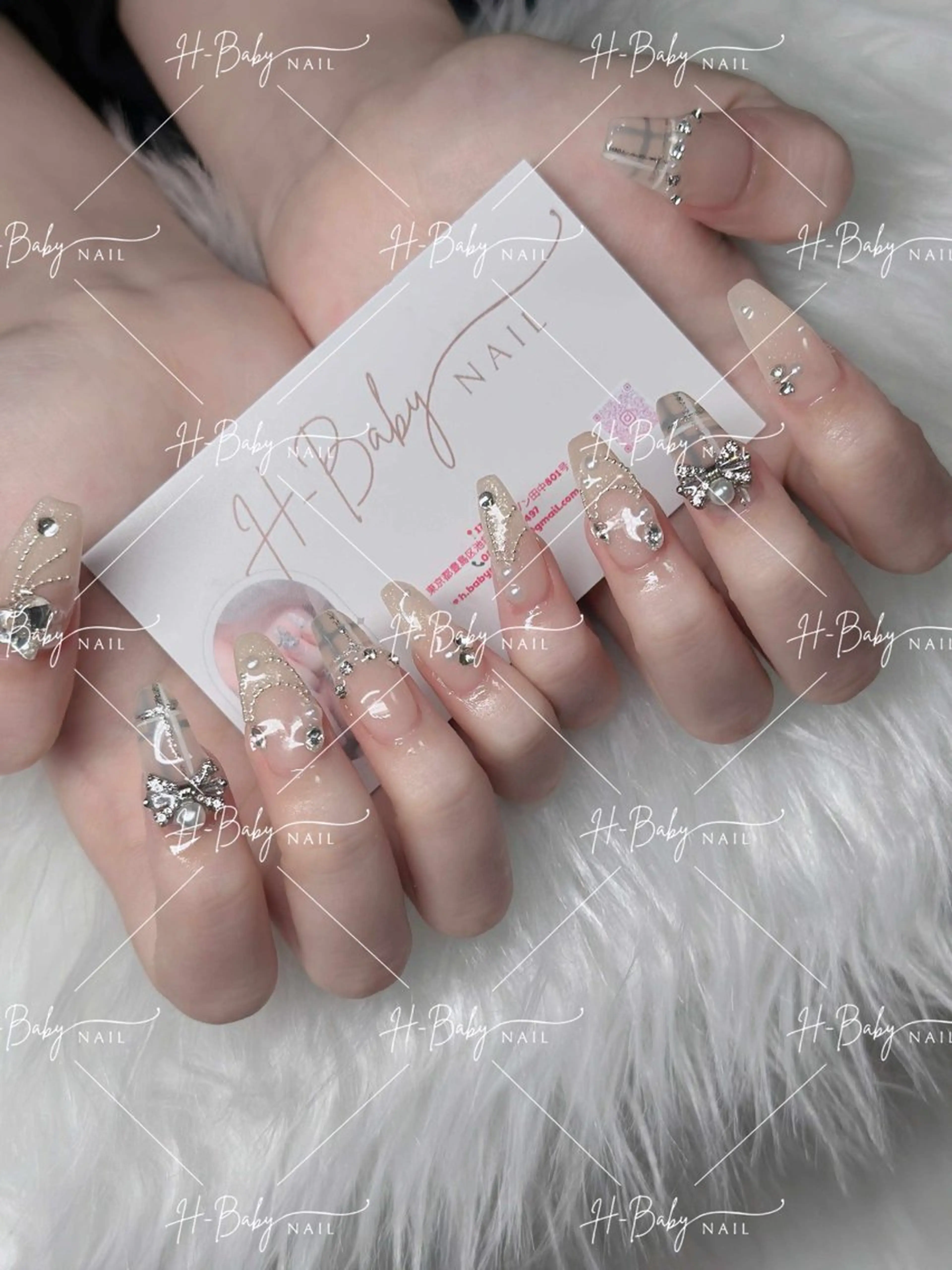 ネイル オーロラネイル フレンチネイル ジェルネイル ハロウィン キラキラネイル ハンドネイル H.baby Nail Salonのネイルデザイン