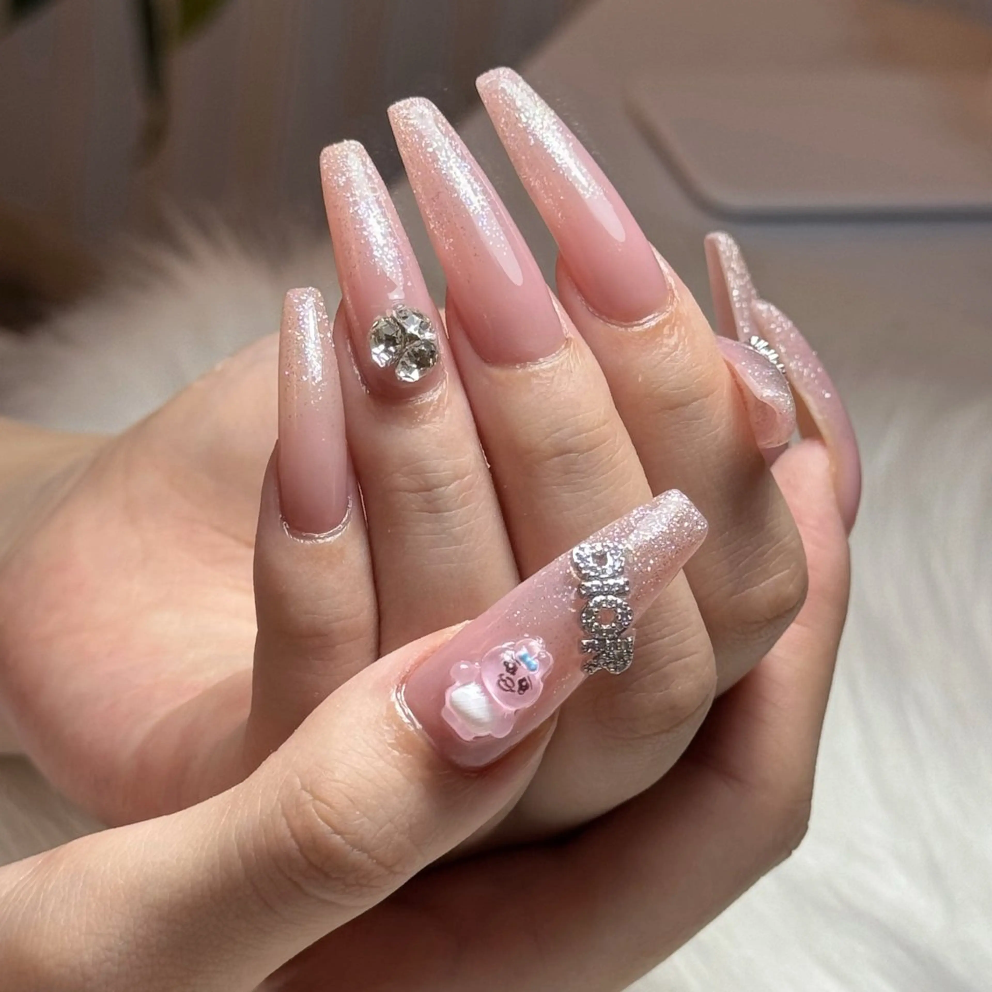 ネイル 長さ出し 韓国ネイル ロングネイル ワンホンネイル nailsalon ChuColaのネイルデザイン