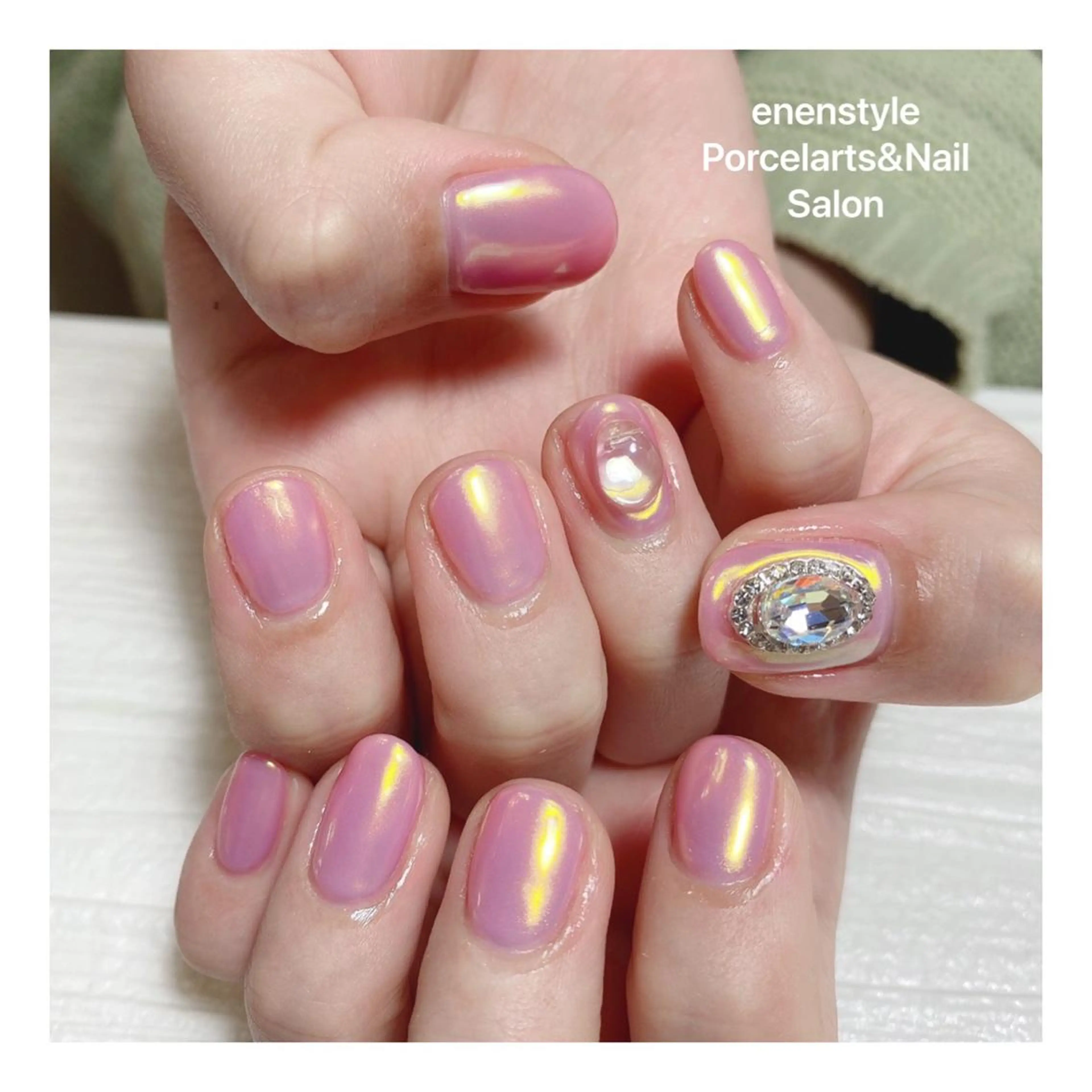 ショート ネイル ハンドネイル 👑enen style👑のネイルデザイン