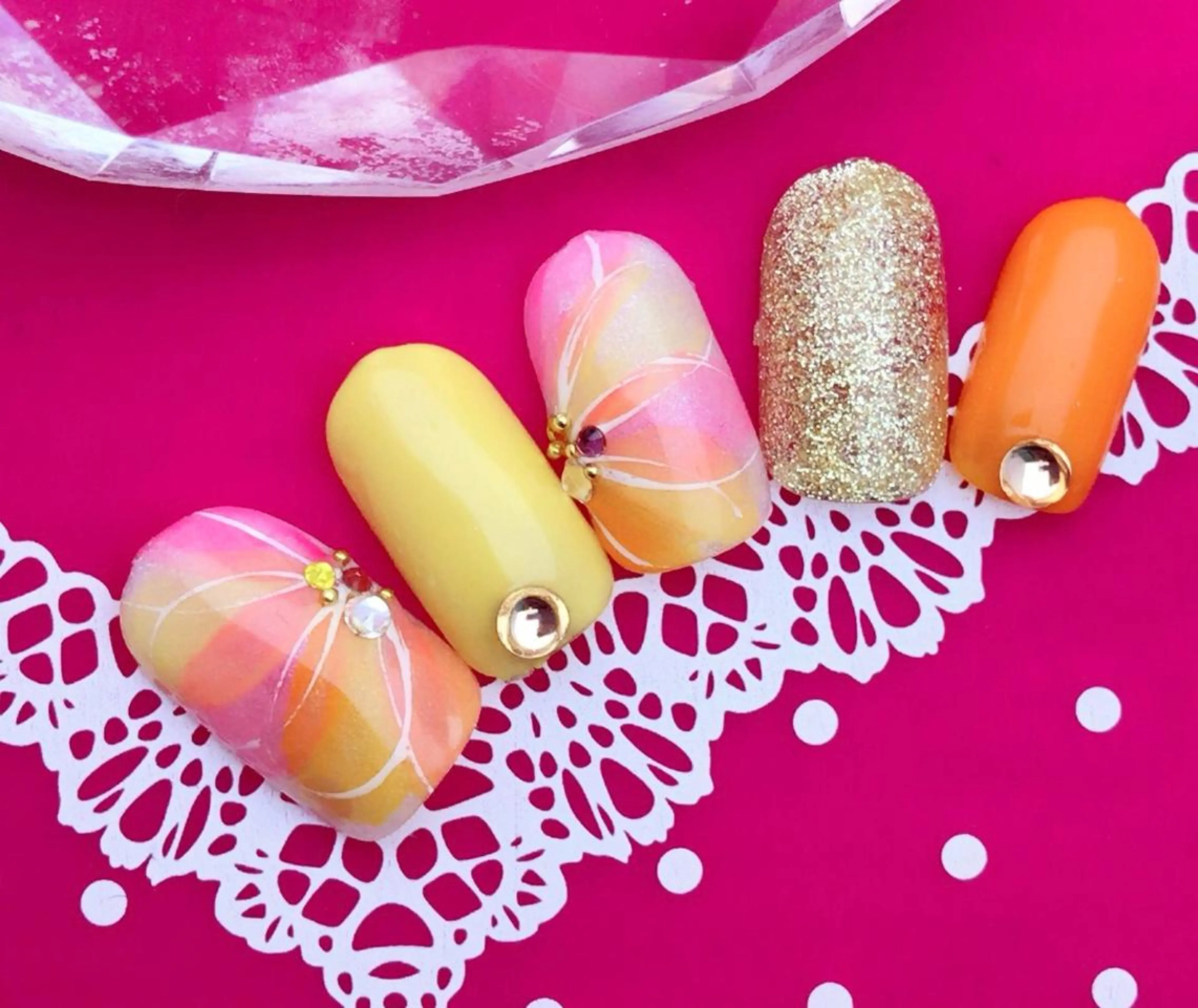 ネイル アートネイル シンプルネイル ストーンネイル ネイル/耳つぼ /新ホワイトニングのネイルデザイン