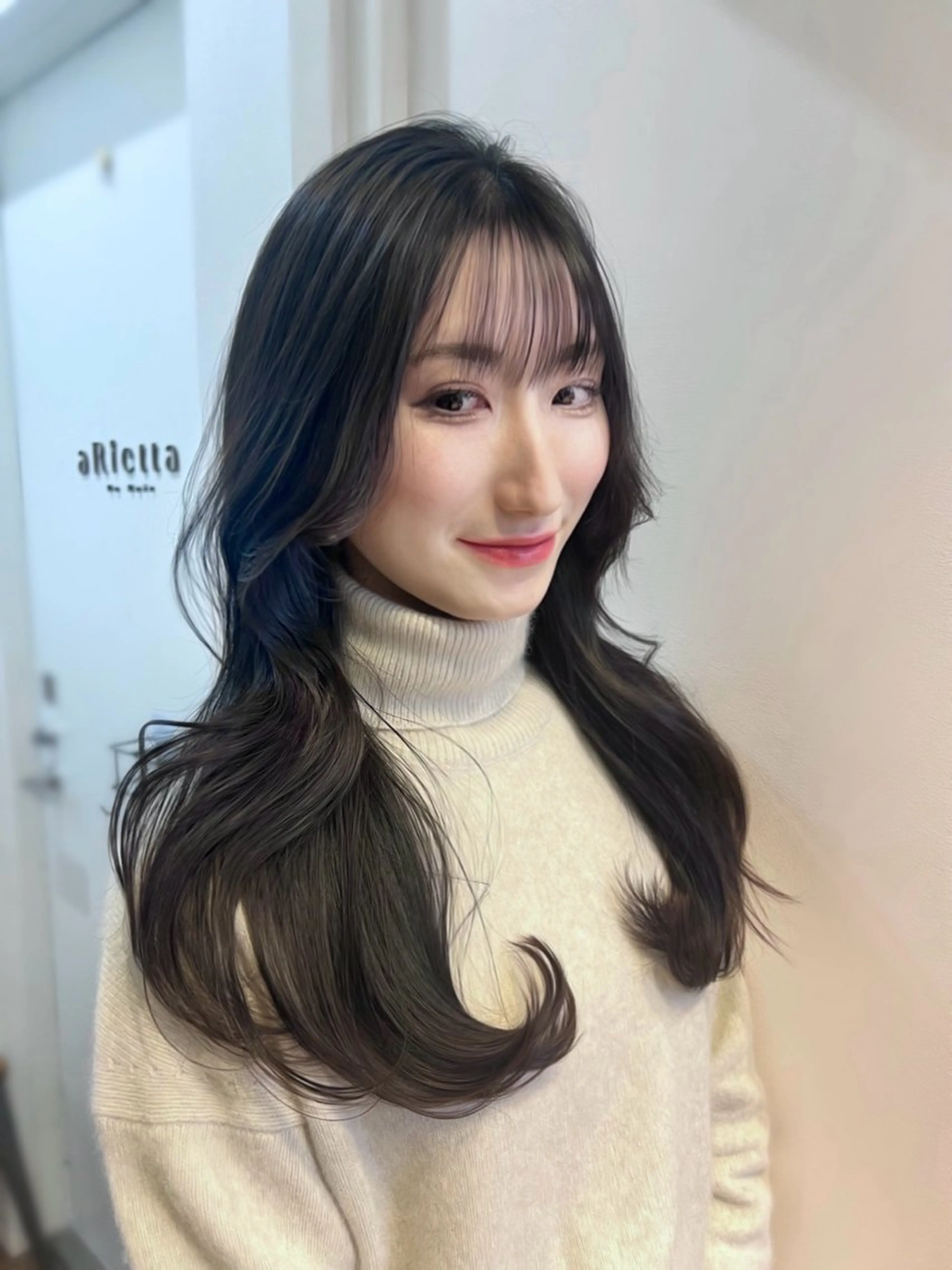 ロング カラー 顔まわりレイヤー 伸ばしかけ レイヤーカット カット ヘアカラー トリートメント 韓・中華美女ヘア 🇰🇷×🇨🇳のヘアスタイル