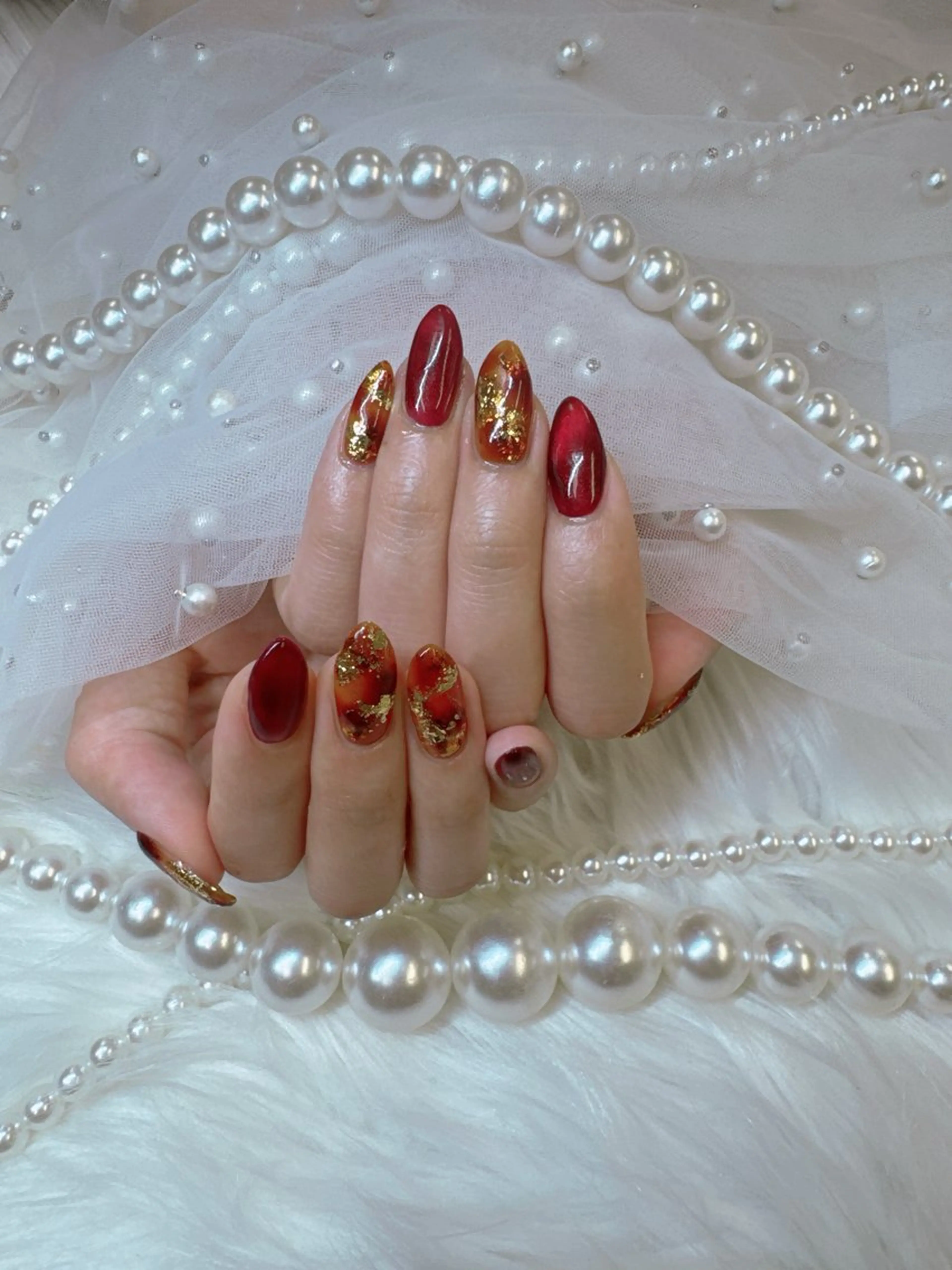 ネイル アートネイル べっ甲ネイル ドット フレンチネイル ガラスフレンチ ハンドネイル Queeens nailのネイルデザイン