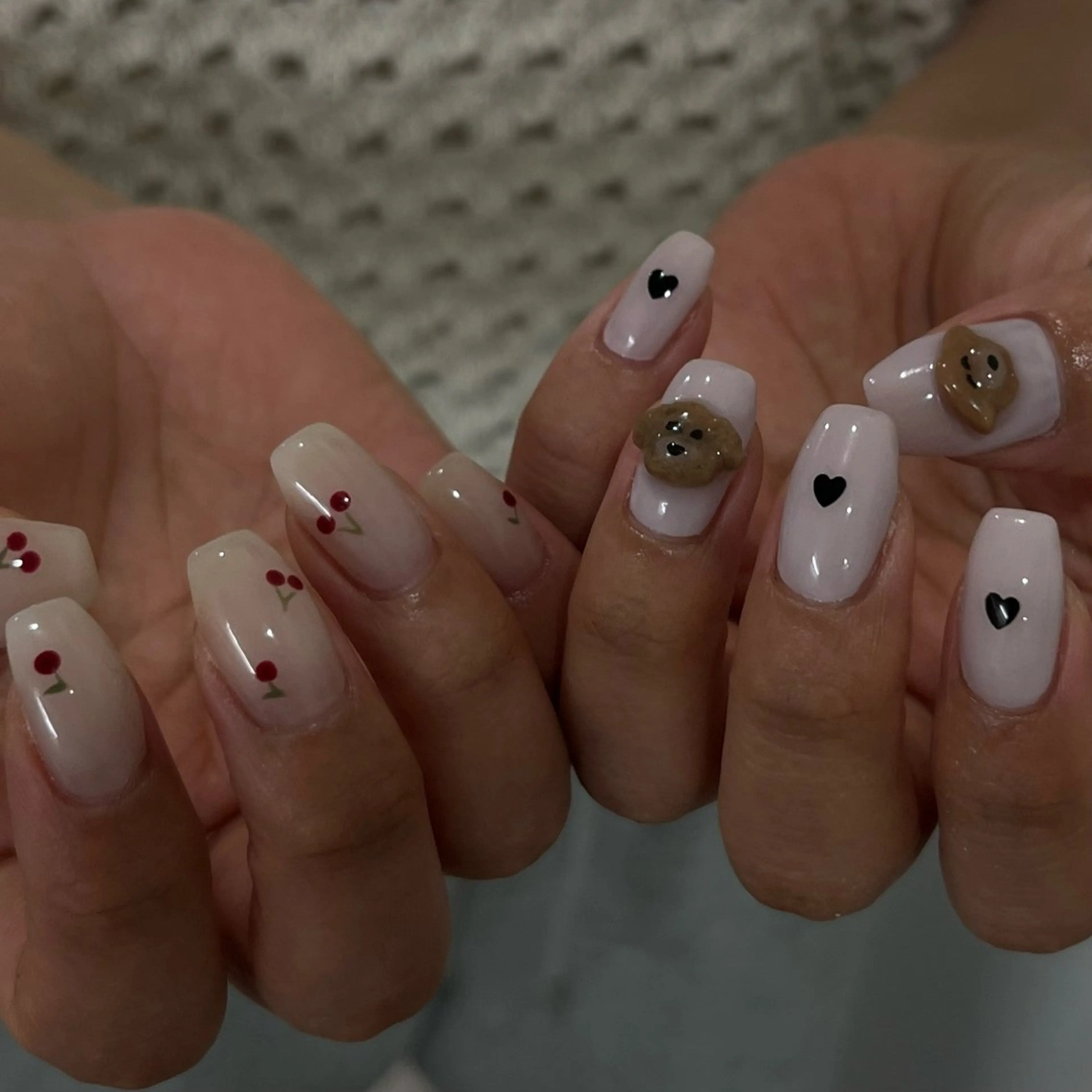 ネイル 持ち込み シンプルネイル Ray. ちゅるん系ニュアンスのエステ・リラクイメージ