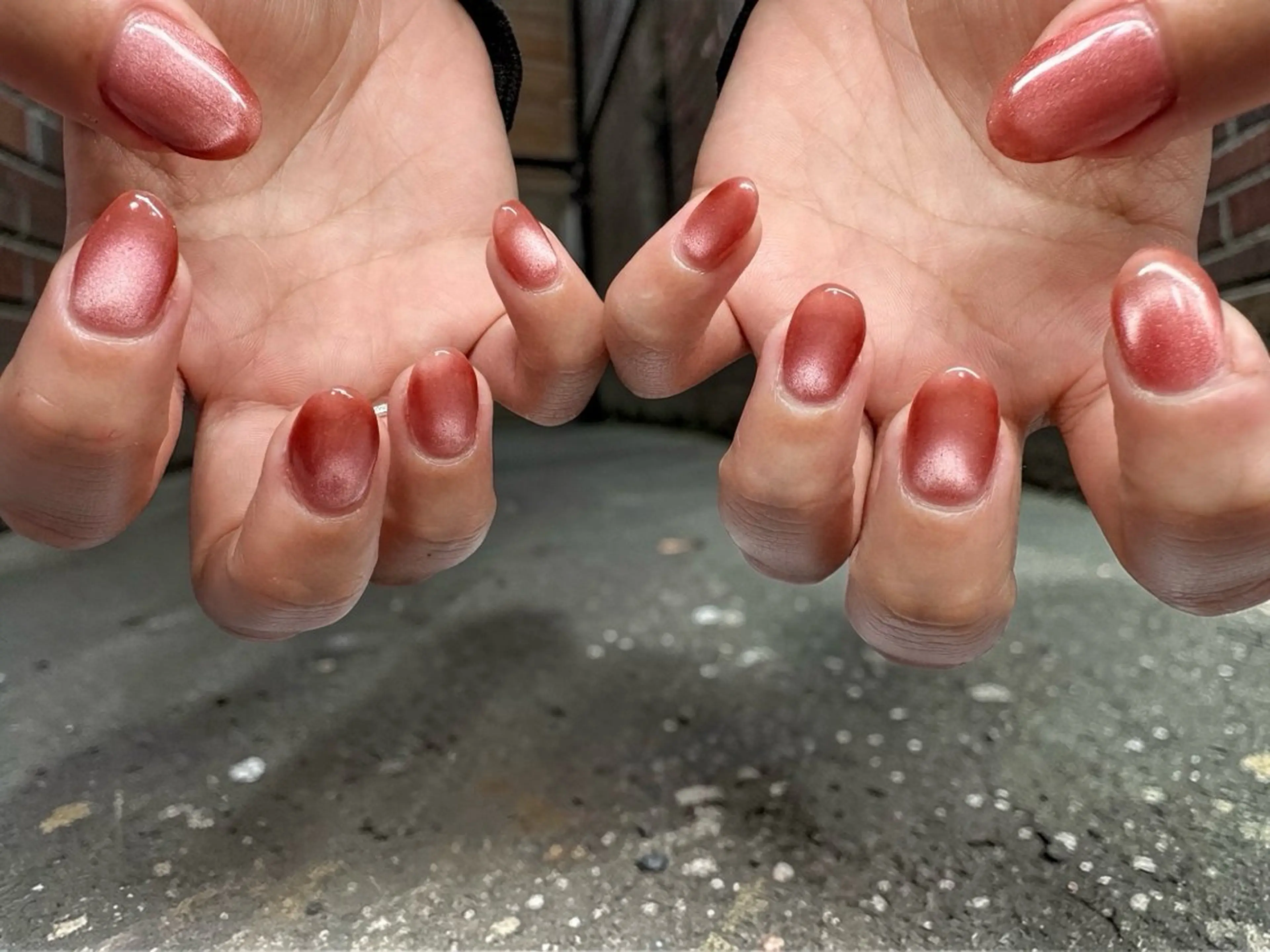 ネイル フットネイル ジェルネイル ラメ(グリッター) マグネットネイル 持ち込み ハンドネイル ハンドケア ♡Bivi♡自爪に 優しいネイルサロンのネイルデザイン