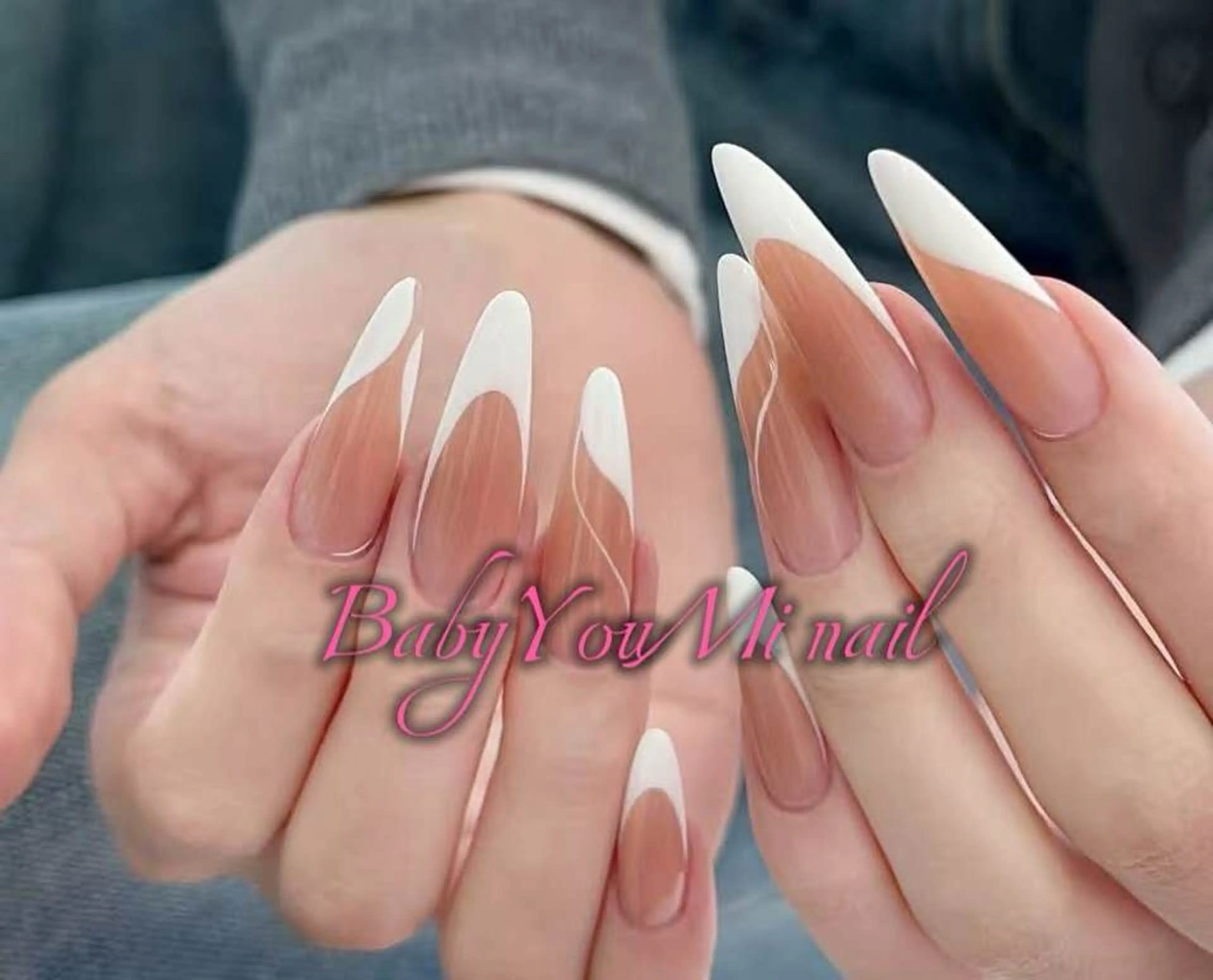 ネイル オーロラネイル フラワーネイル フレンチネイル ジェルネイル ガラスフレンチ ハンドネイル 相沢 さやかのネイルデザイン