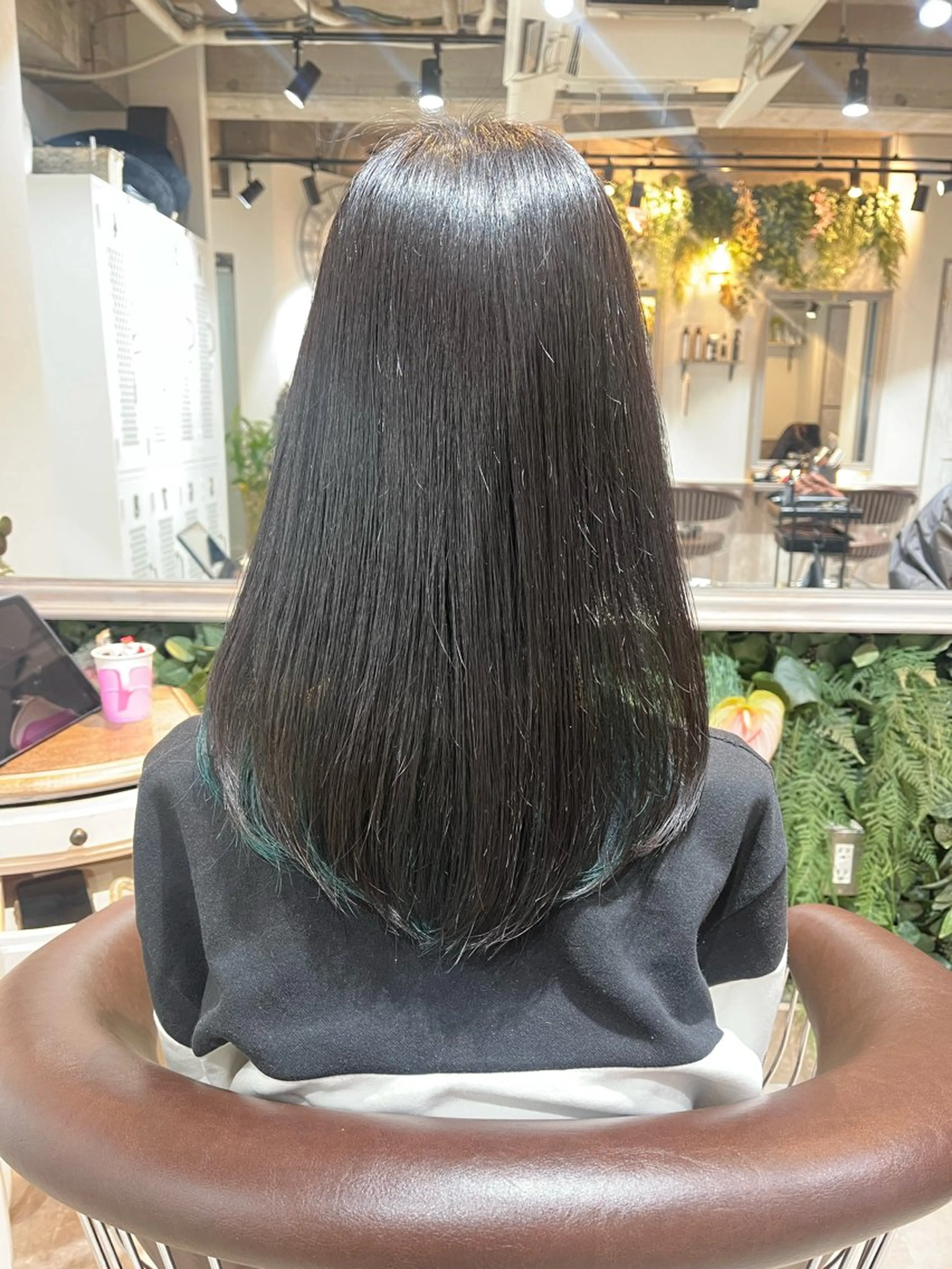 ロング カラー 境 あいみのヘアスタイル