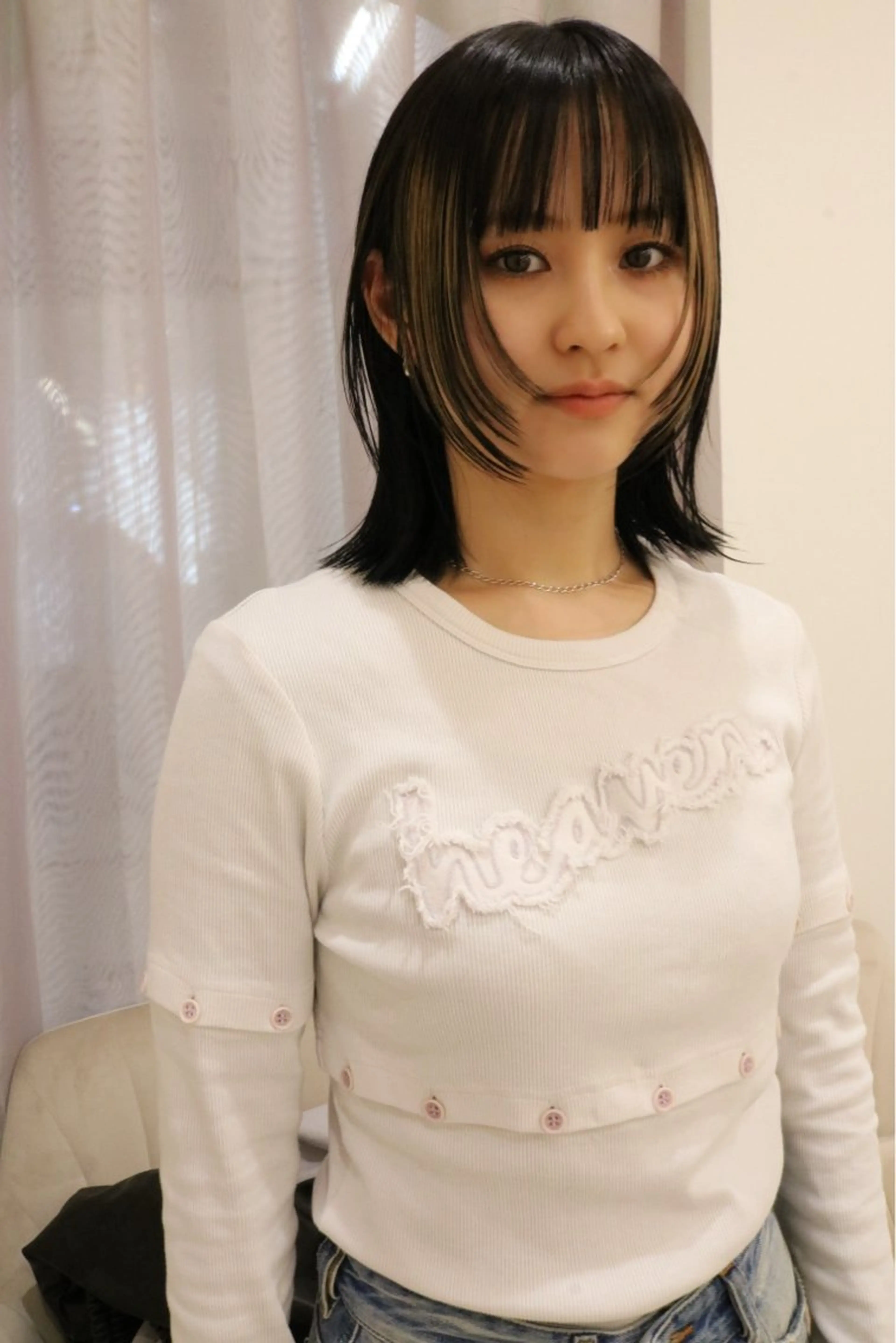 ミディアム カラー 松村 澪里のヘアスタイル