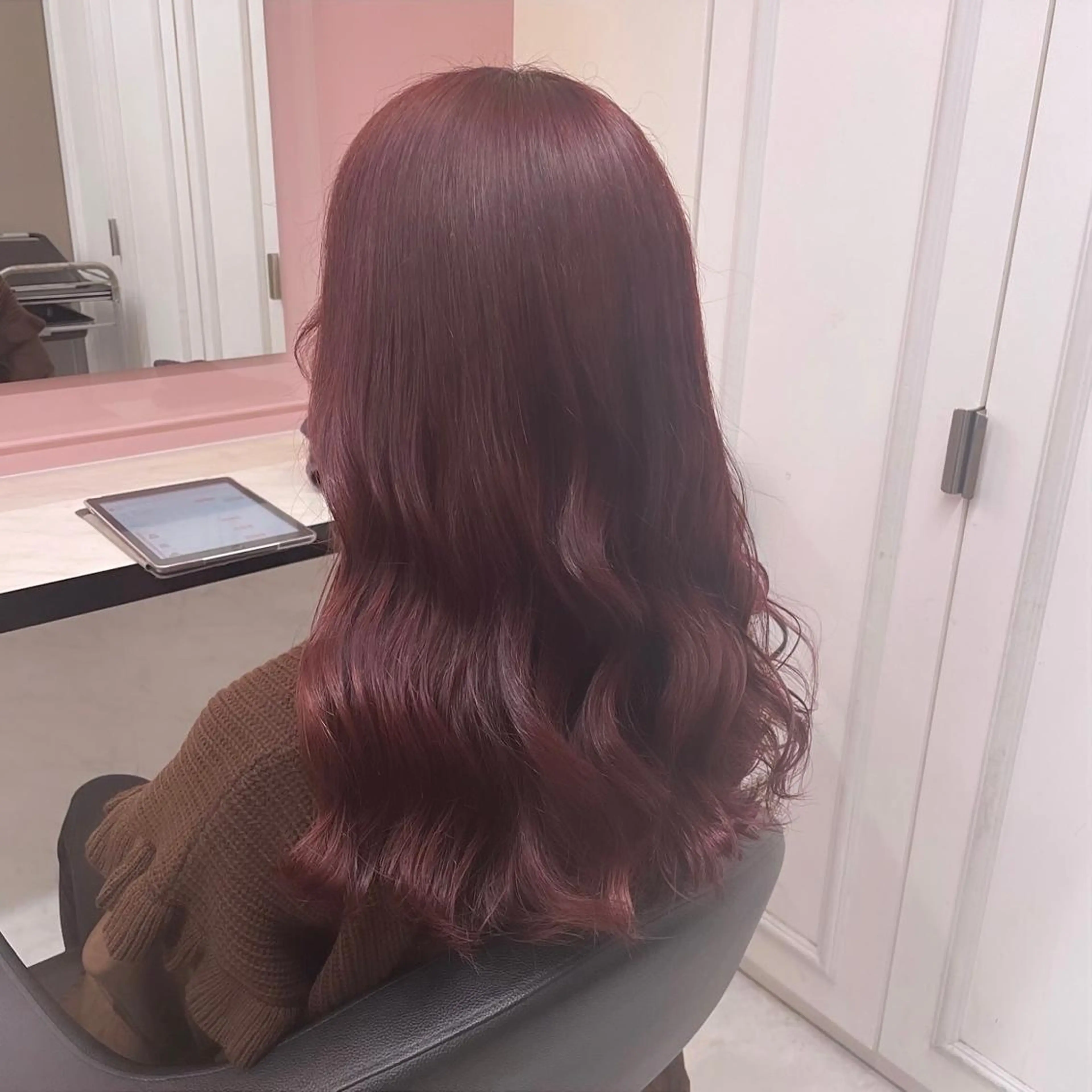 セミロング カラー 🩰透明感カラー♡ UTA🩰のヘアスタイル